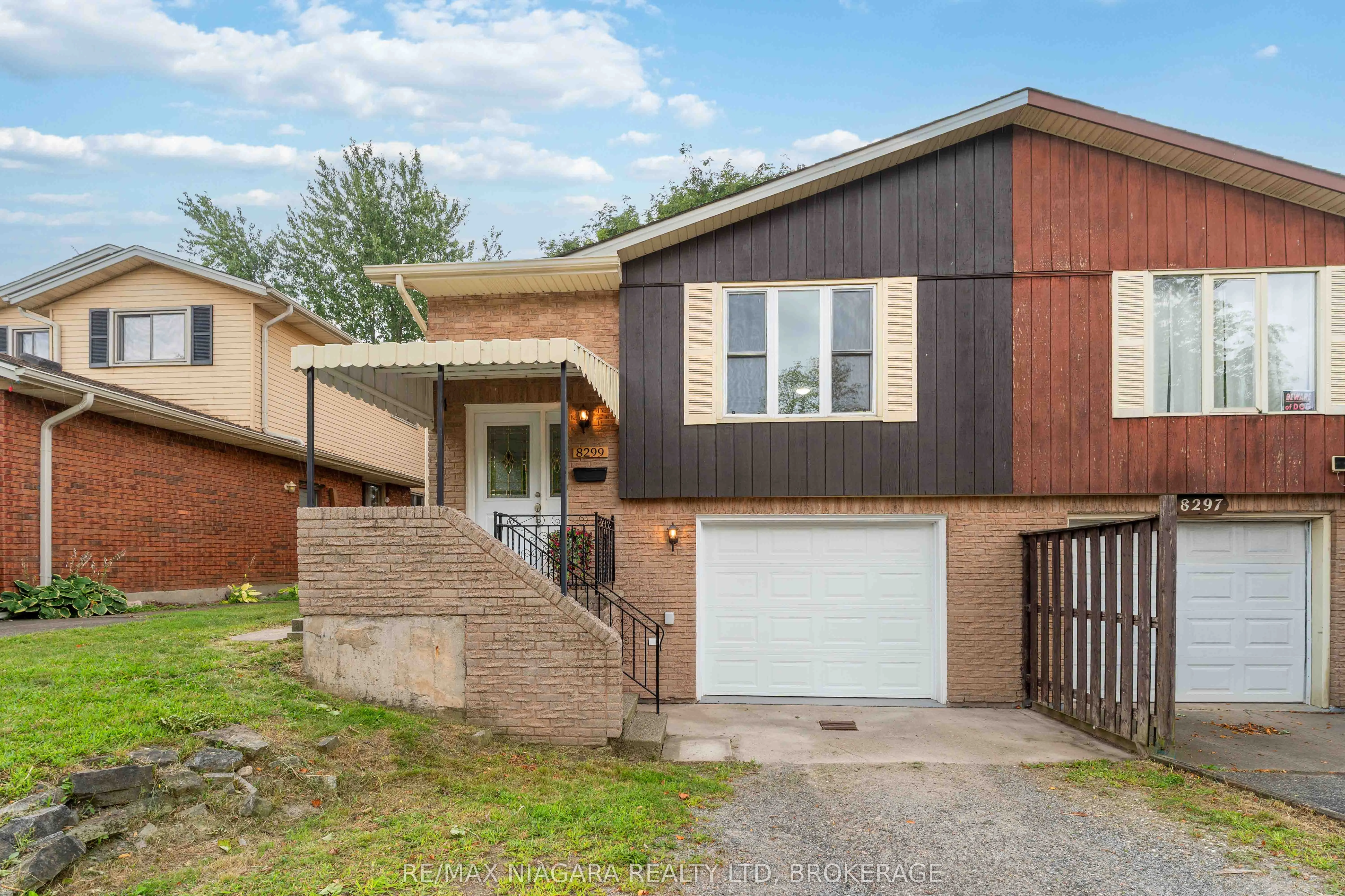 8299 Mundare Crescent