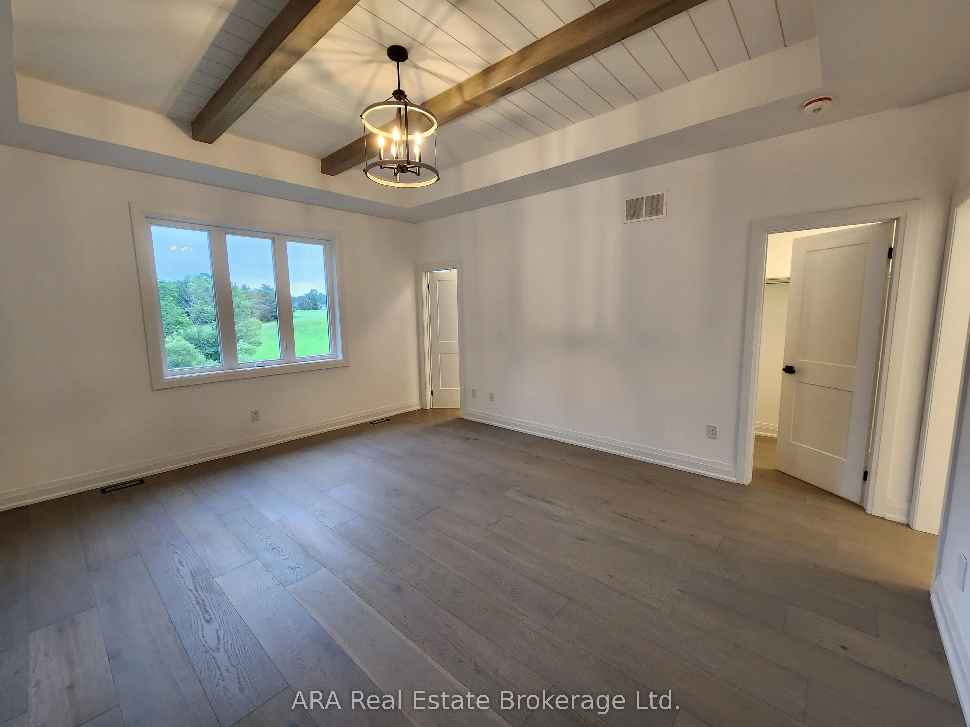 2 Hilton Lane, #33