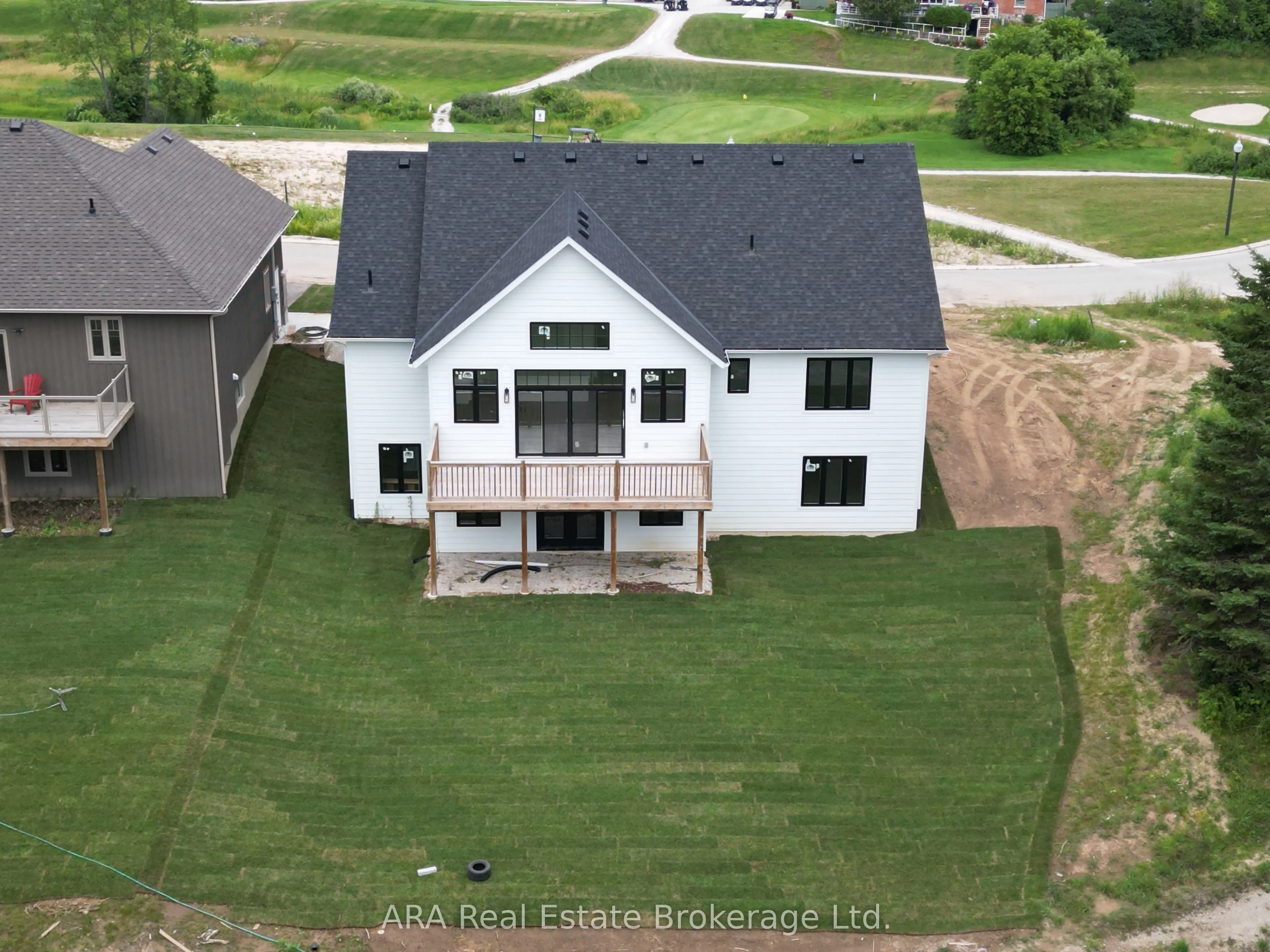 2 Hilton Lane, #33