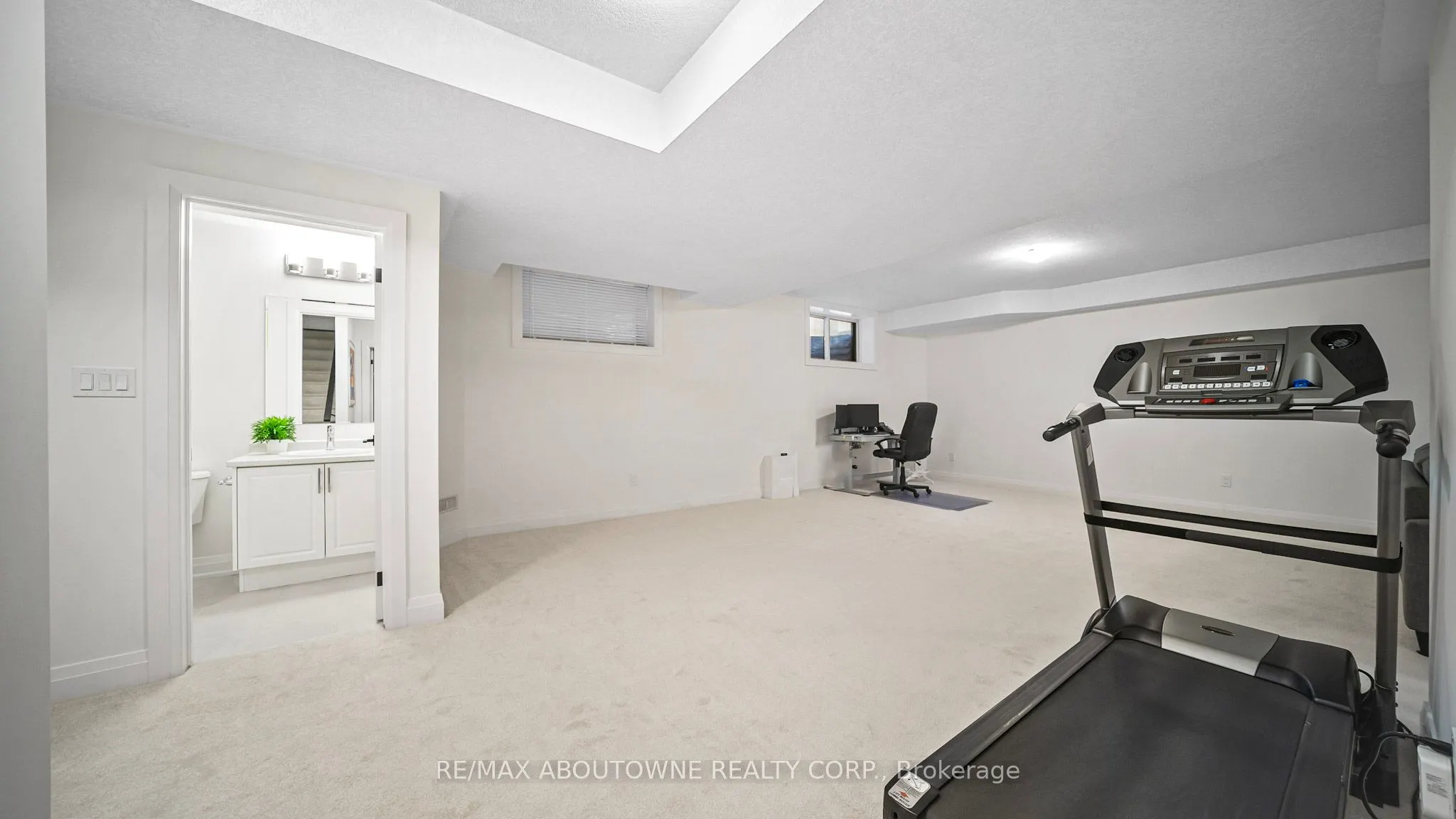 27 Jacob Detweiller Drive