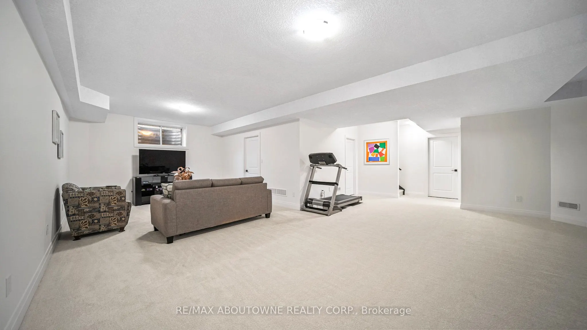 27 Jacob Detweiller Drive