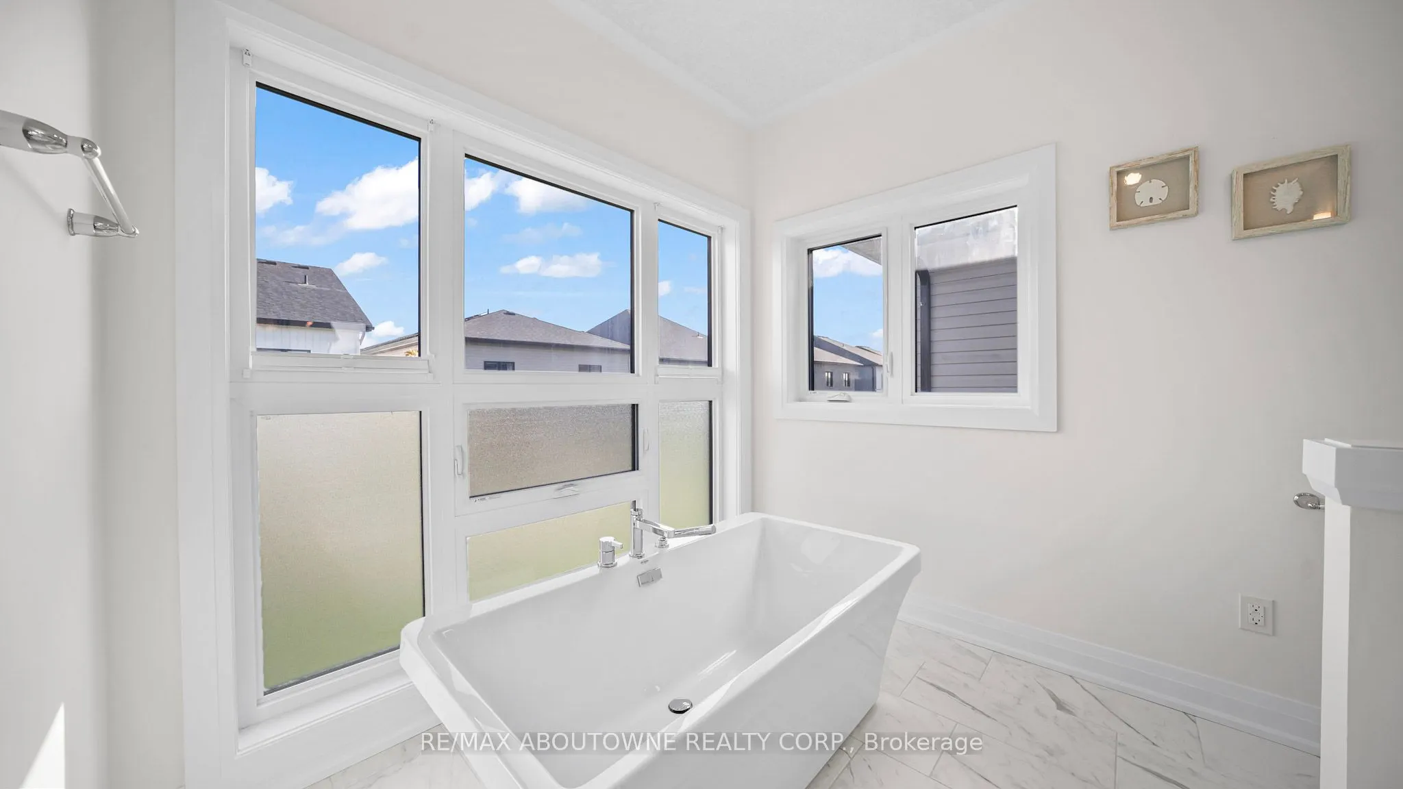 27 Jacob Detweiller Drive