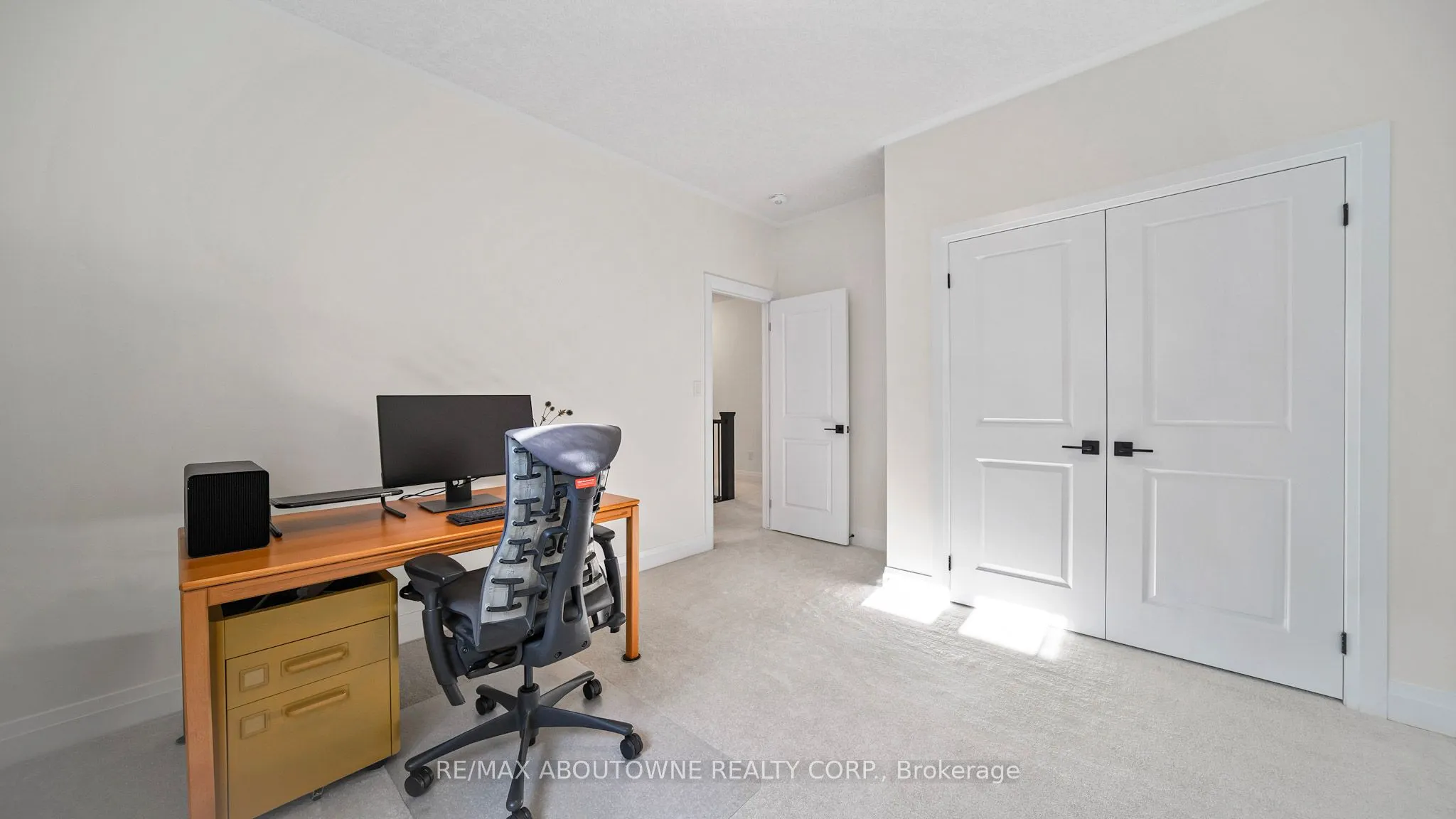 27 Jacob Detweiller Drive