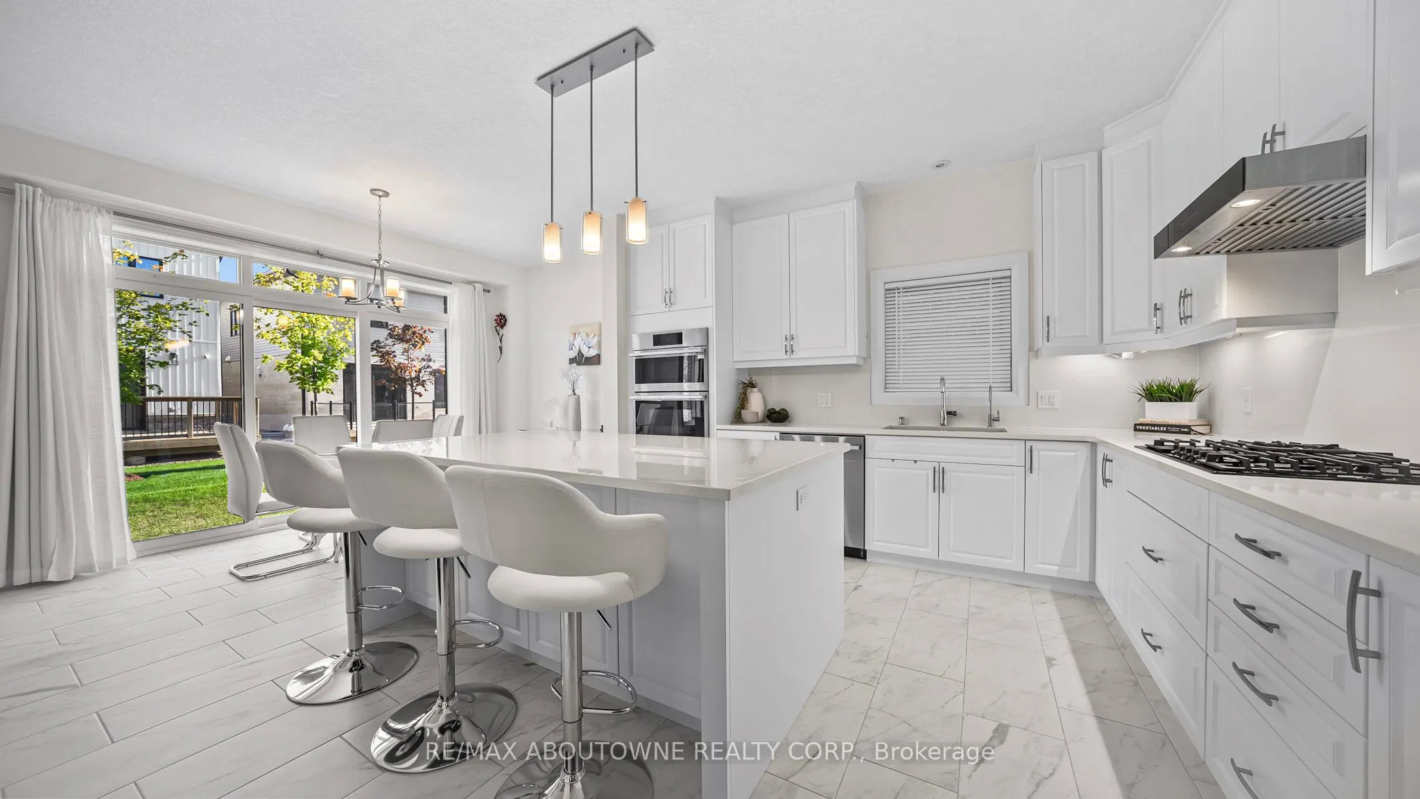 27 Jacob Detweiller Drive