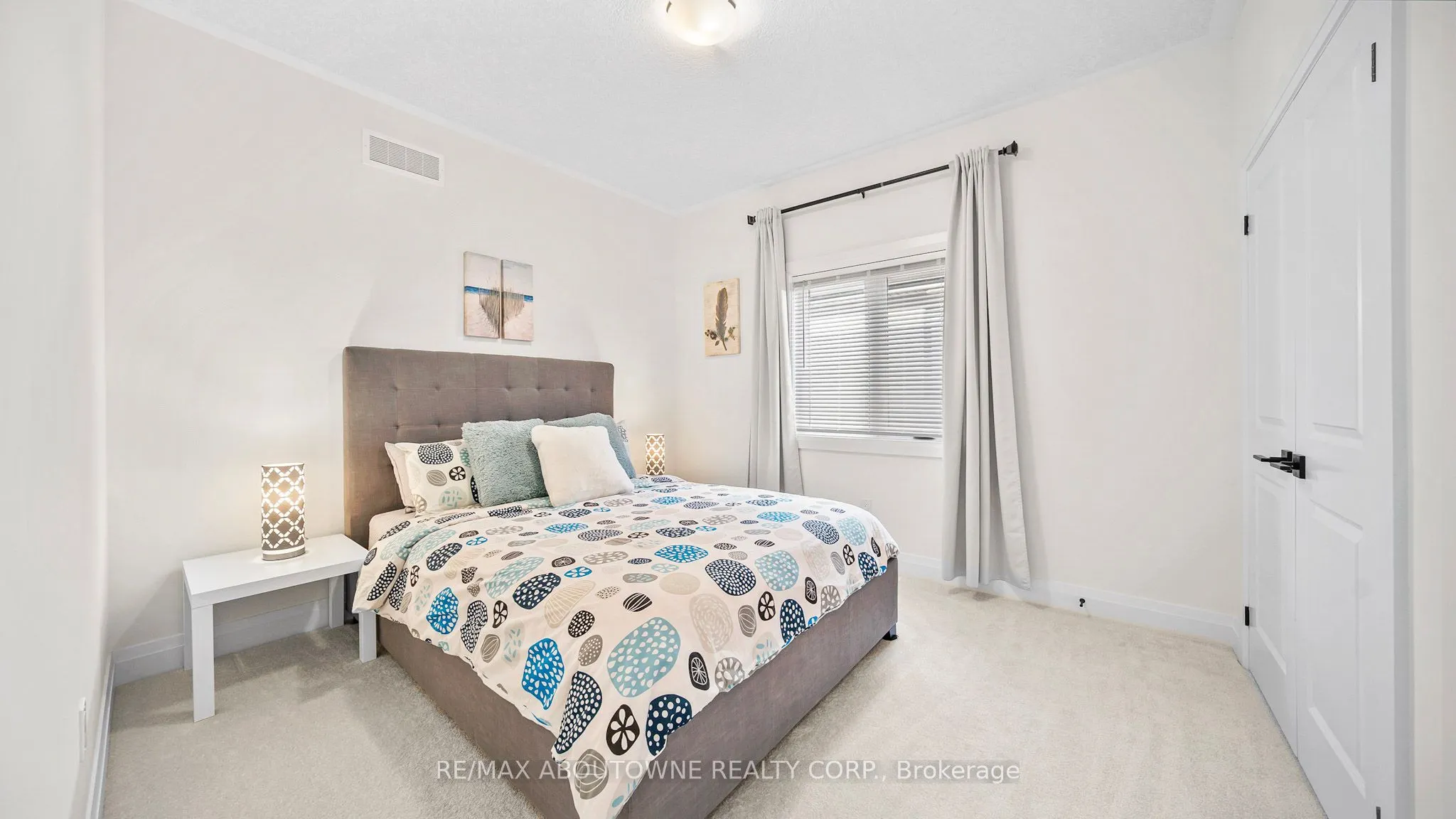 27 Jacob Detweiller Drive