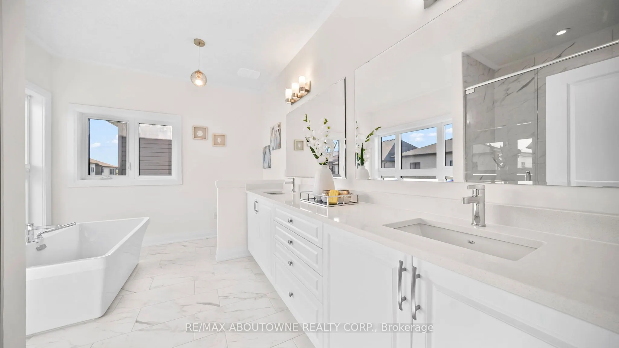 27 Jacob Detweiller Drive