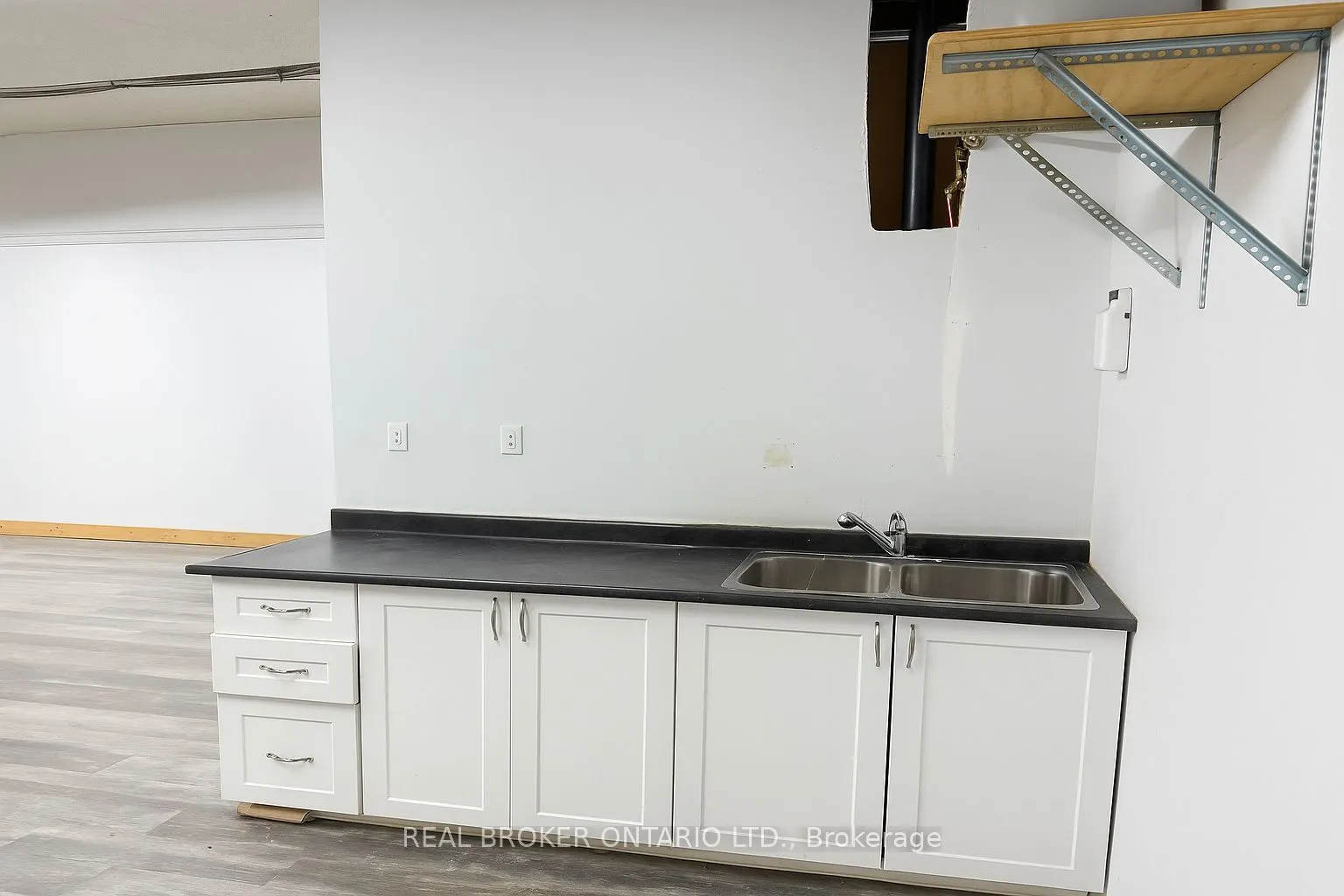 4256 Carroll Avenue, #9