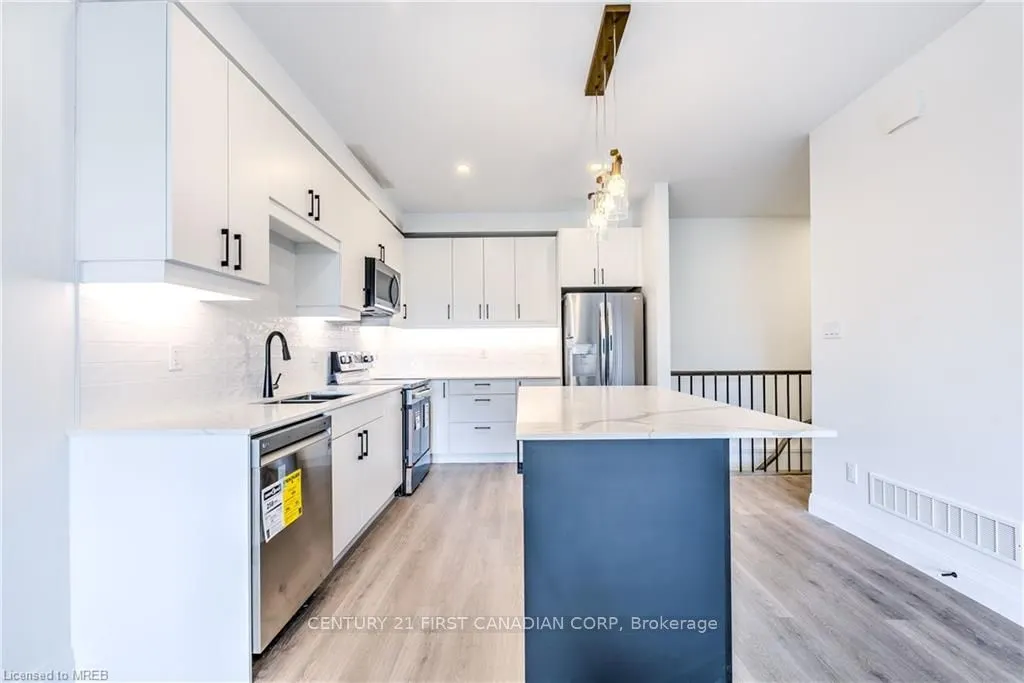 3900 Savoy Street, #33