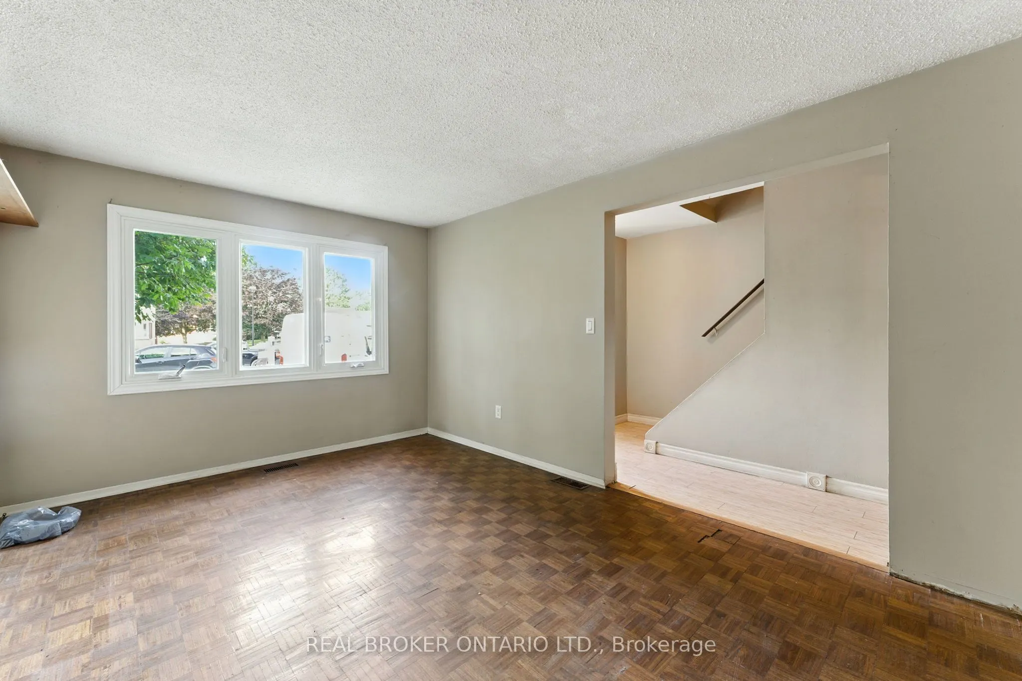 258 Richardson Drive, #U6