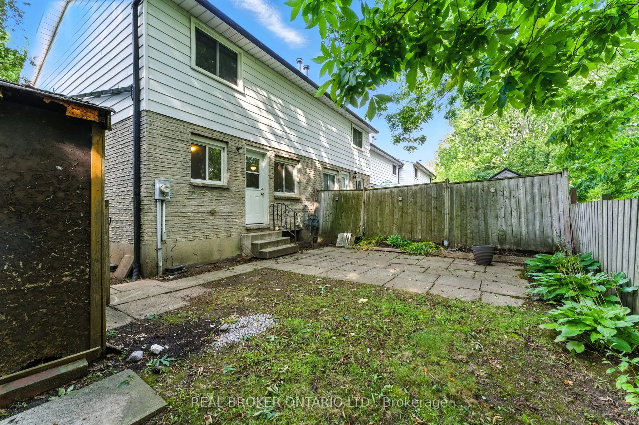 258 Richardson Drive, #U6
