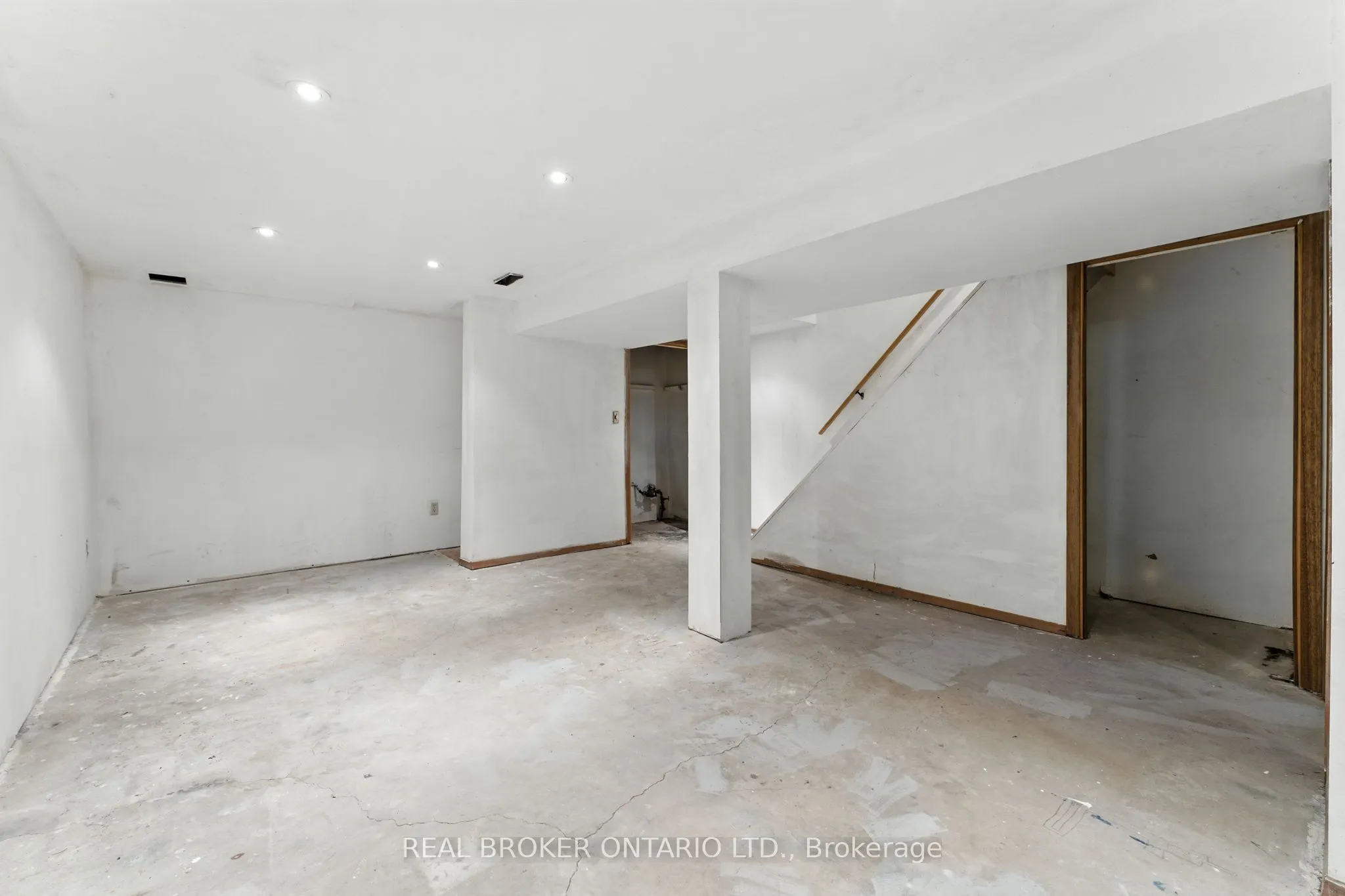 258 Richardson Drive, #U6