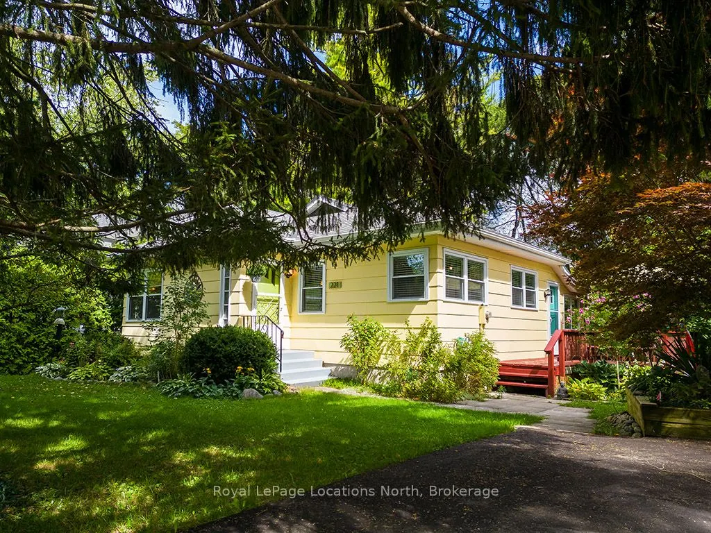 221 Graham Street