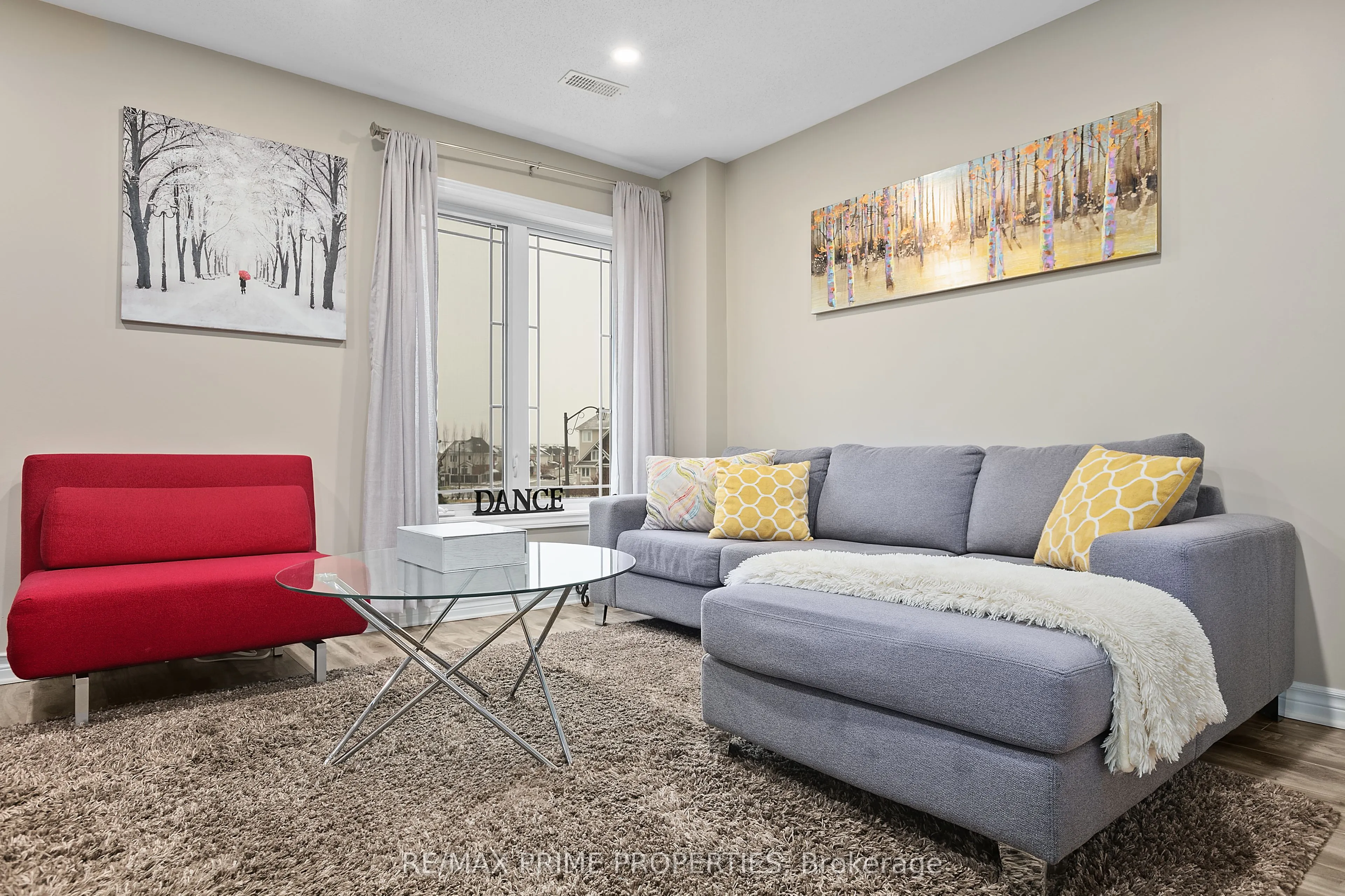 630 LAKERIDGE Drive, #52
