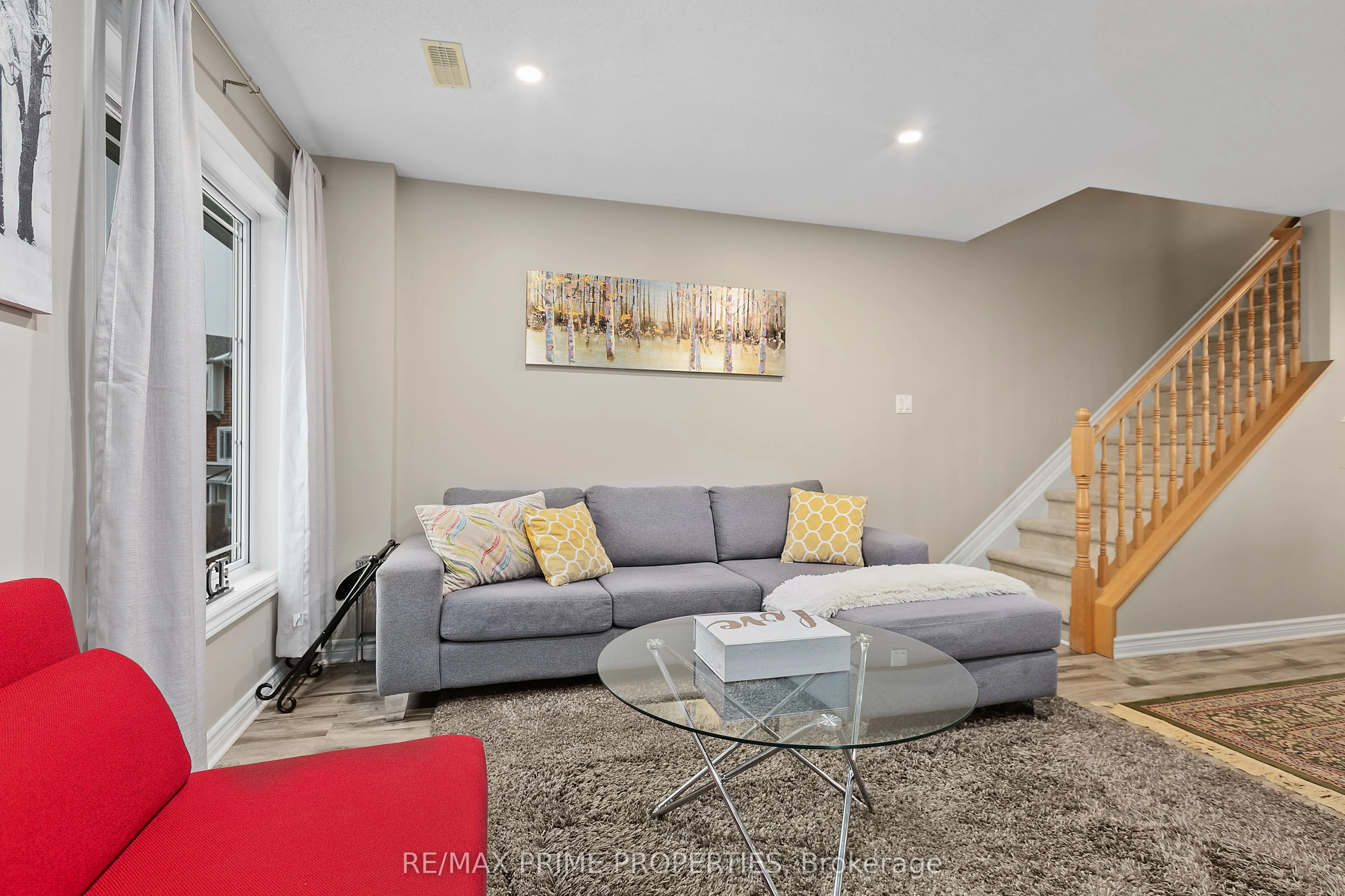 630 LAKERIDGE Drive, #52