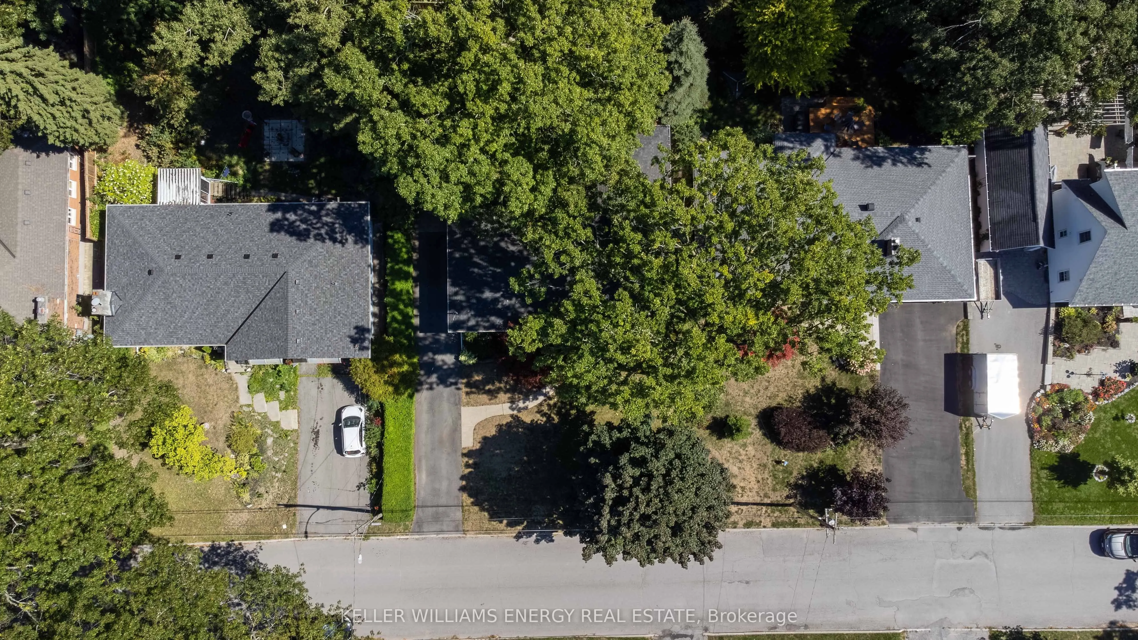 15 Southwood Crescent