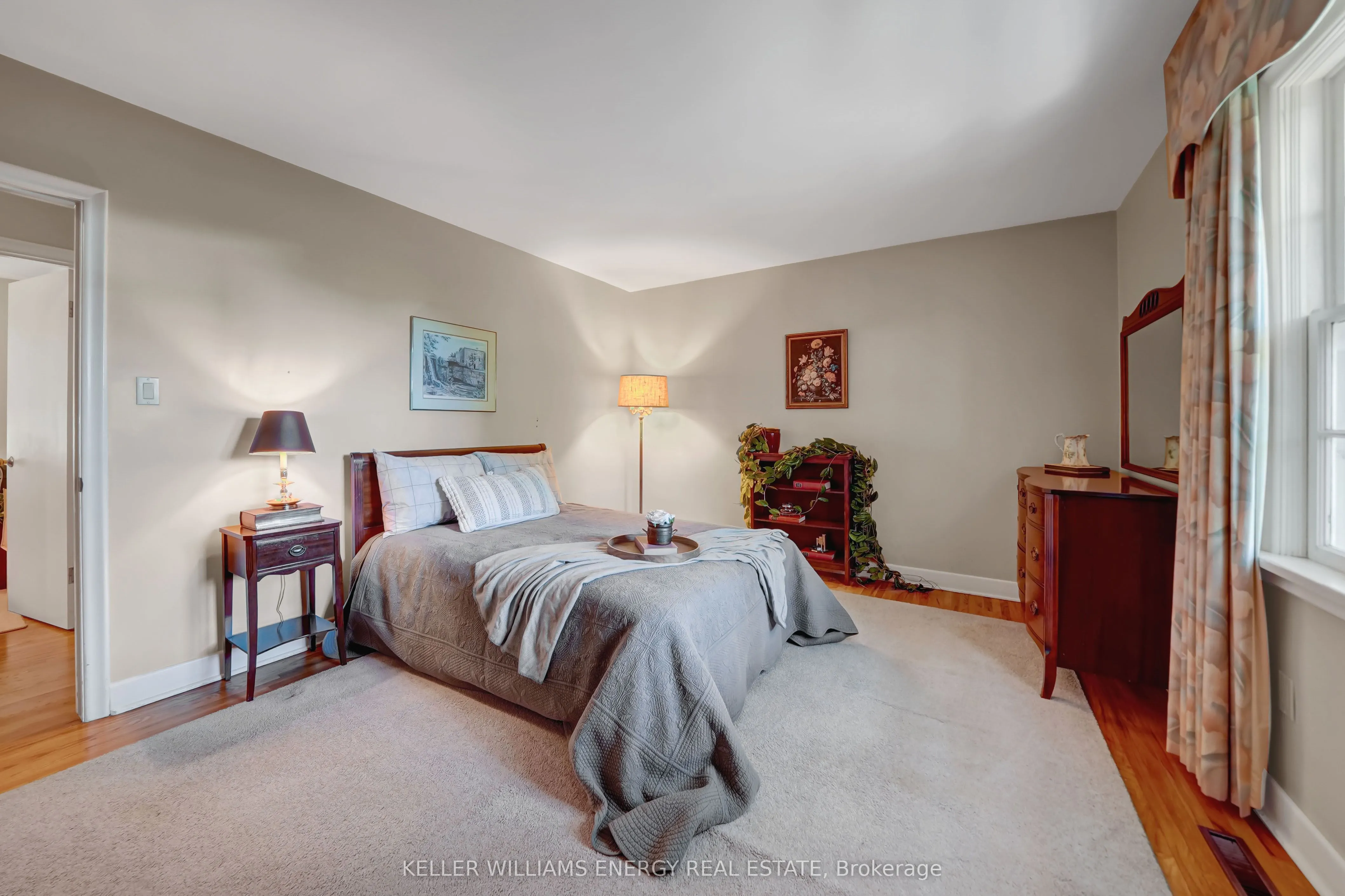 15 Southwood Crescent