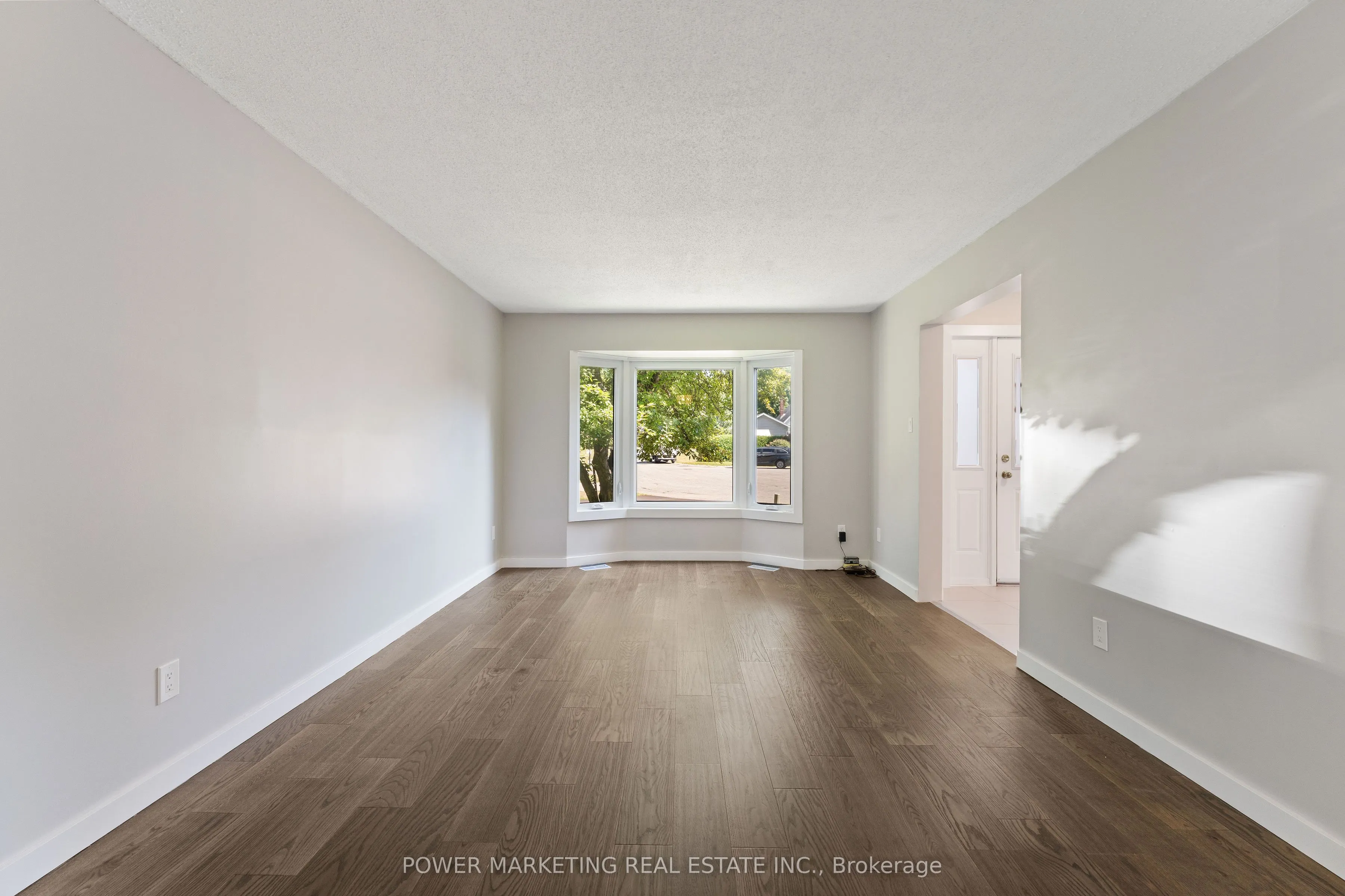 5722 KEMPLANE Court