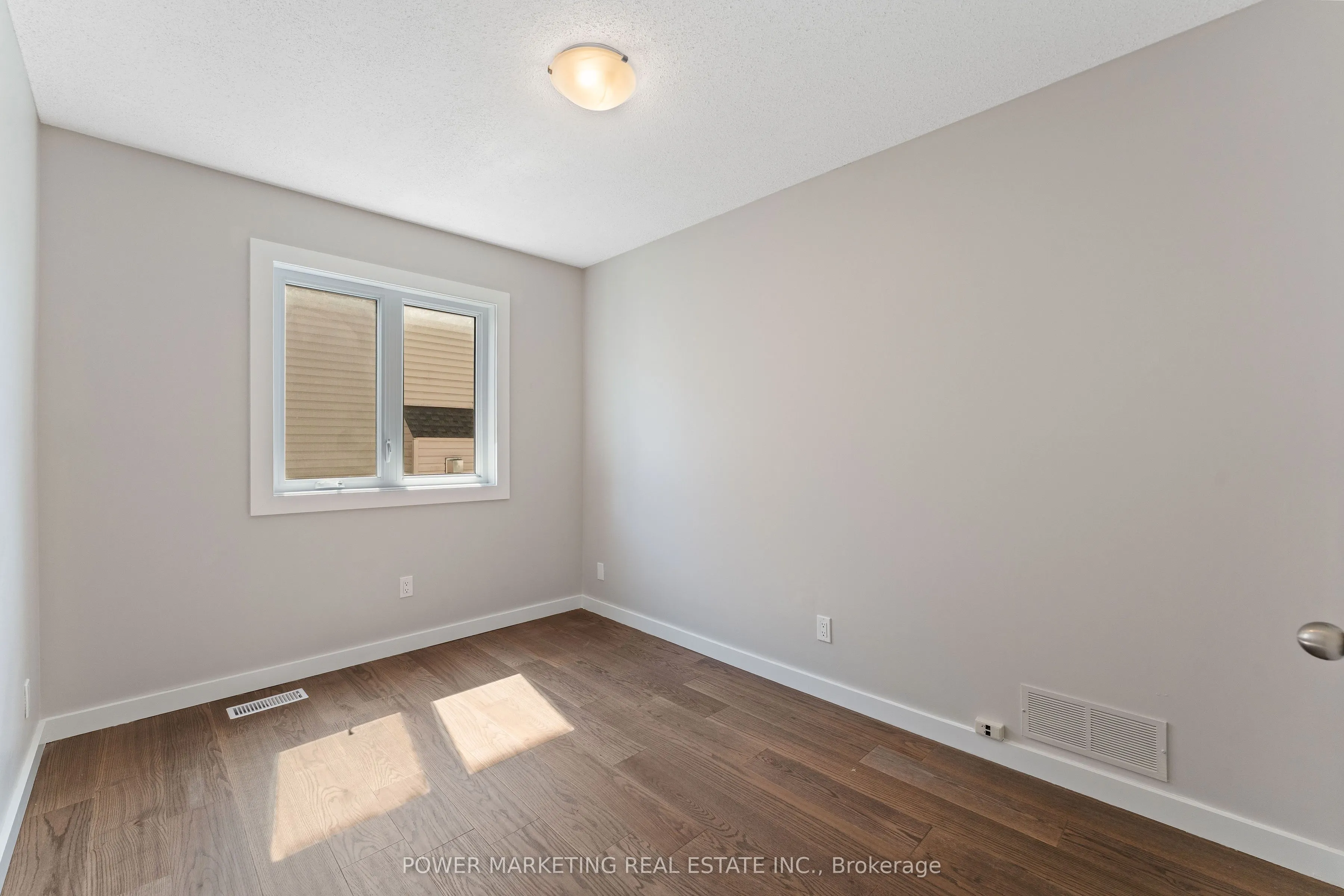 5722 KEMPLANE Court