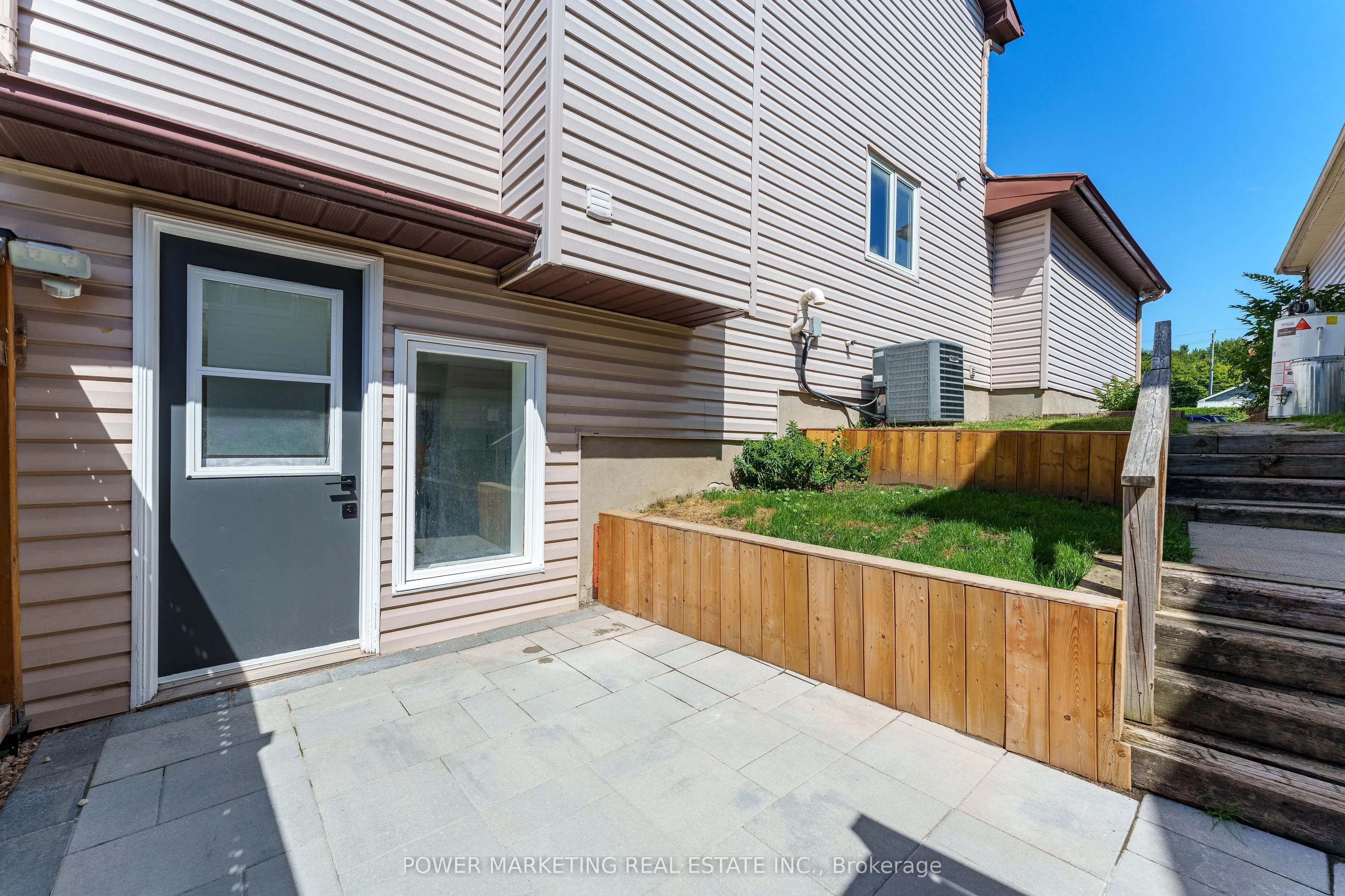 5722 KEMPLANE Court