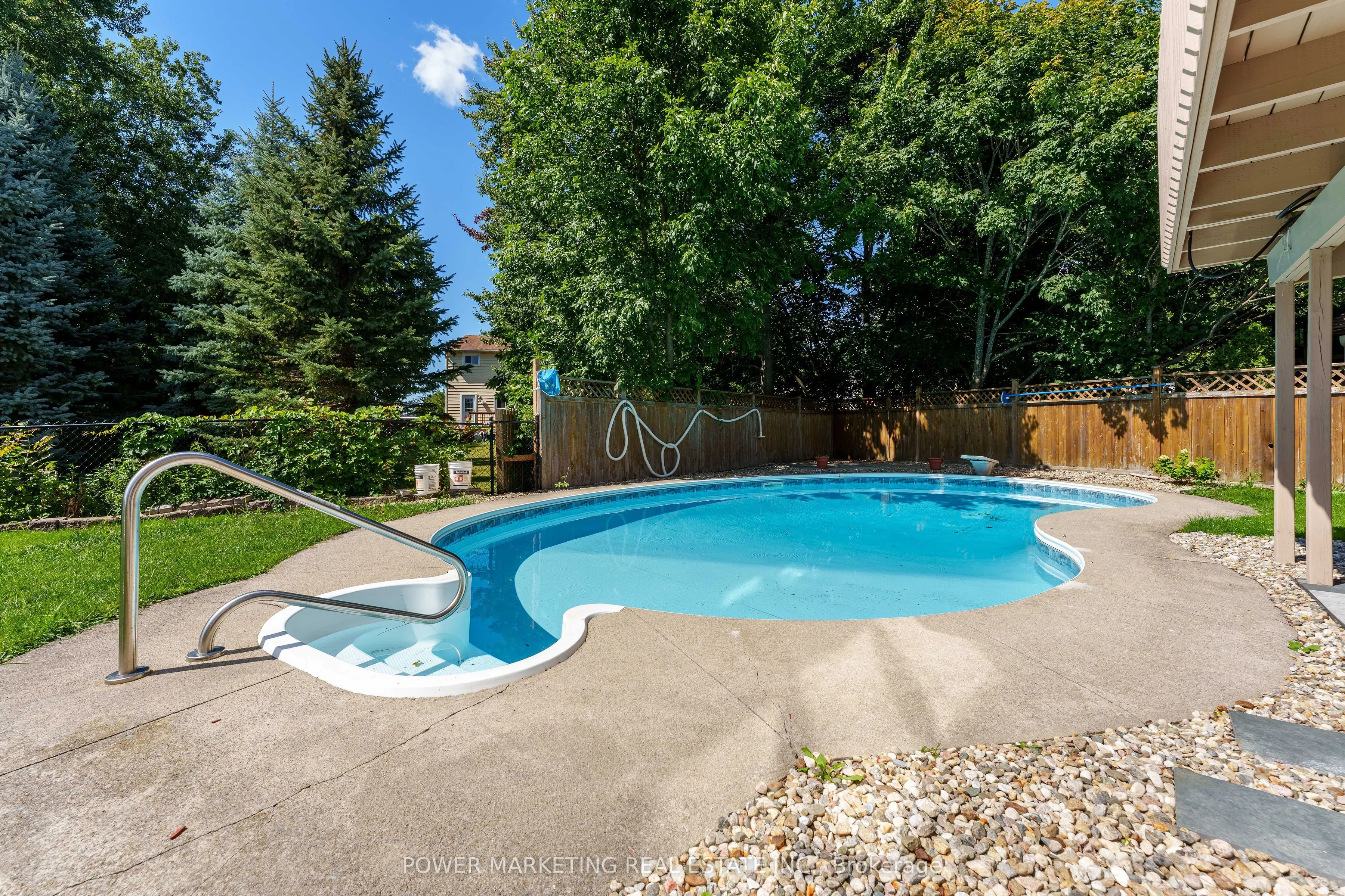5722 KEMPLANE Court