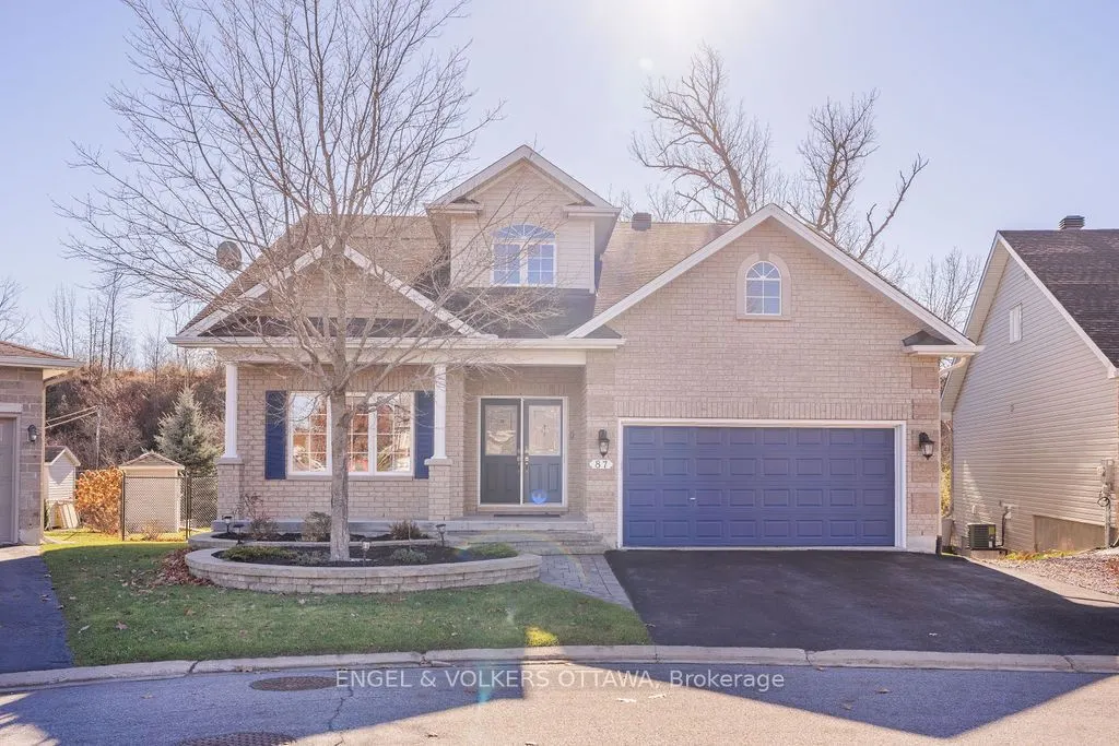 87 Wolff Crescent