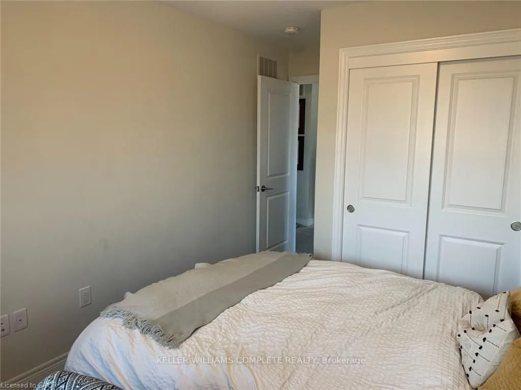 13 Pelican Lane