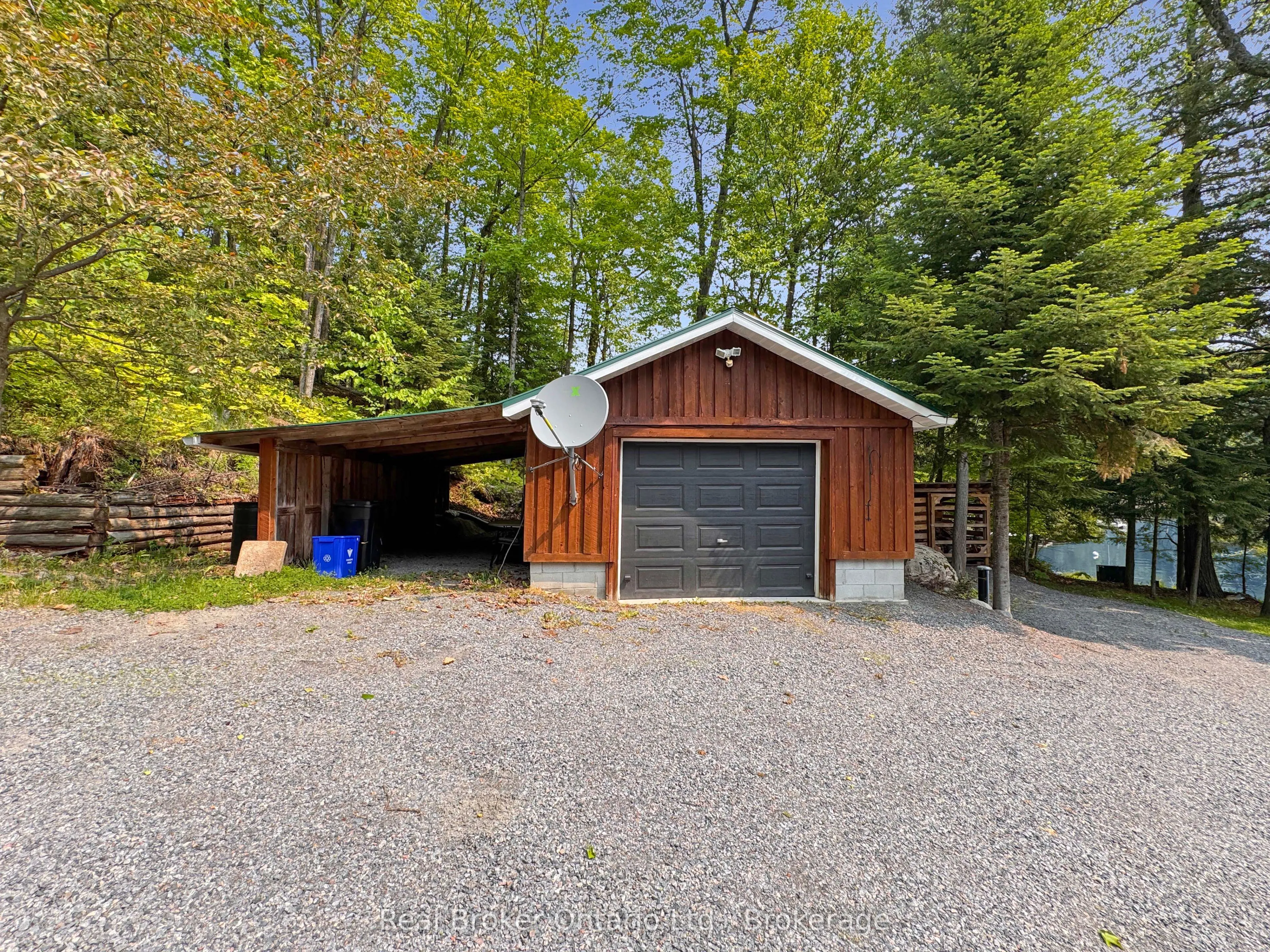 31 Fowke Lake Road
