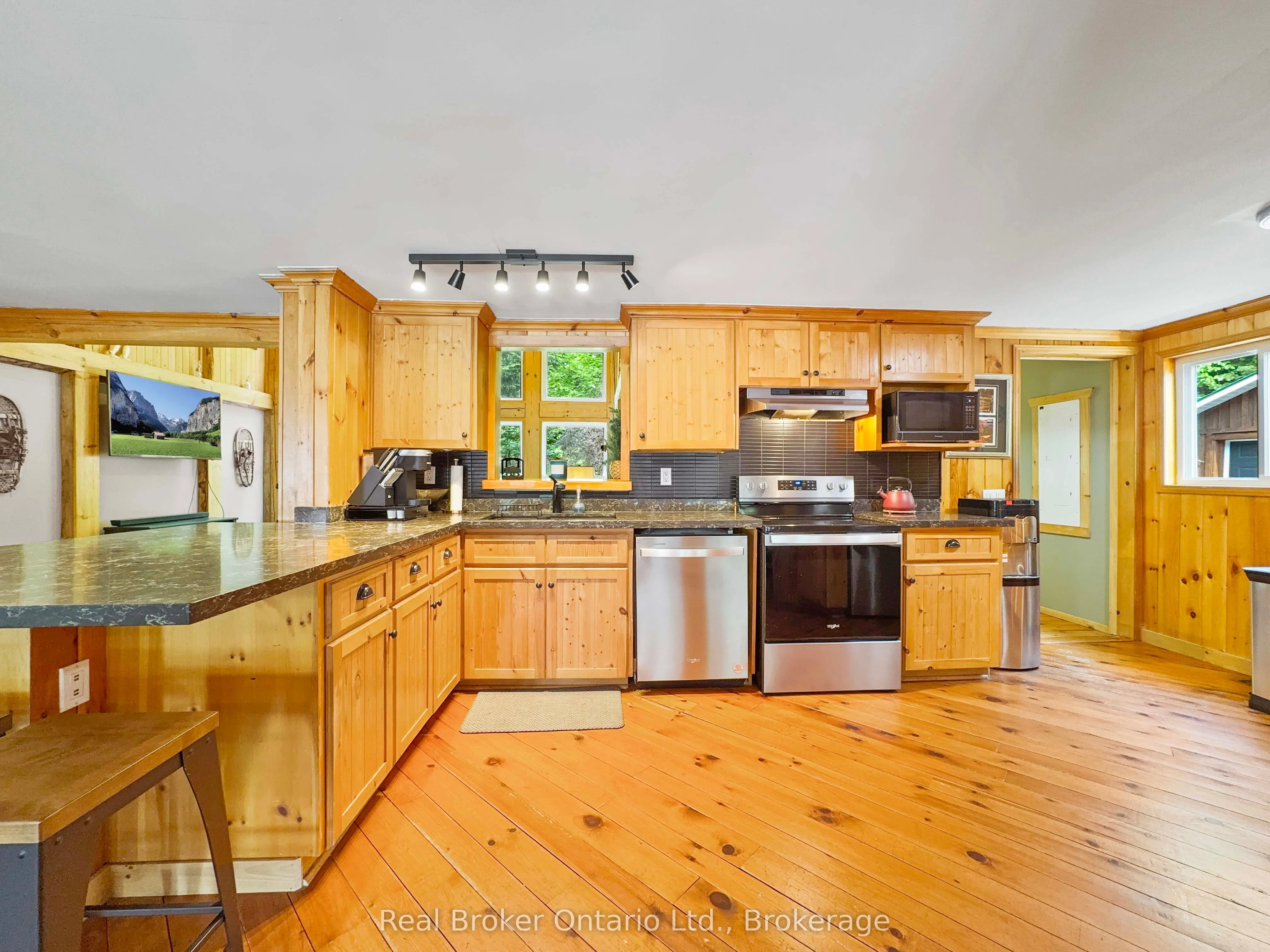 31 Fowke Lake Road