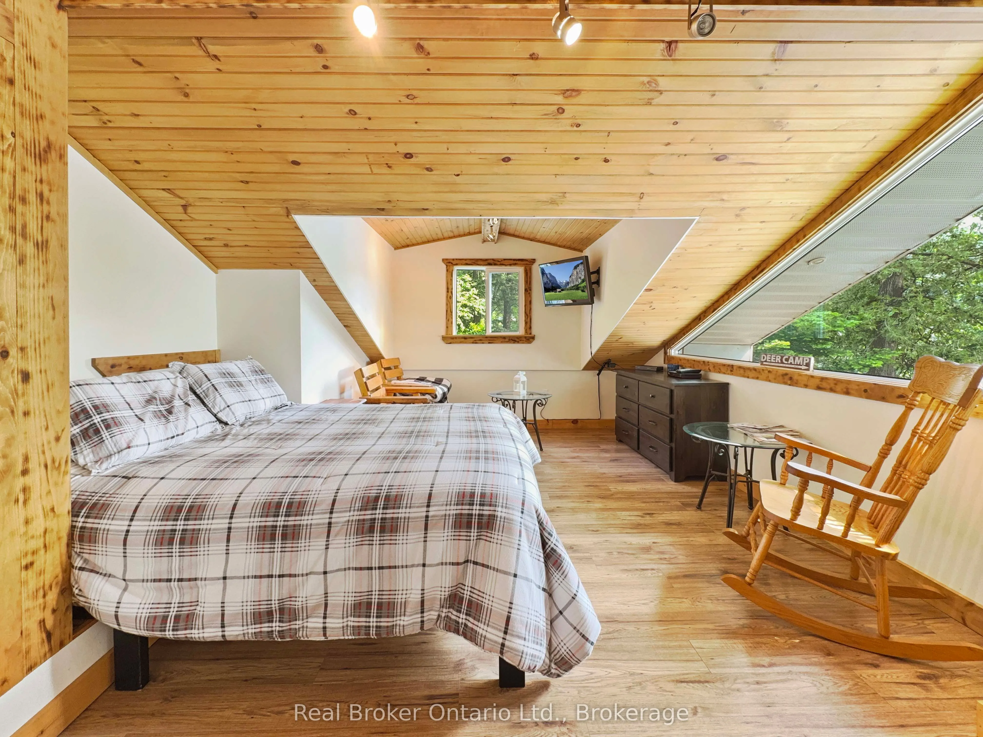 31 Fowke Lake Road