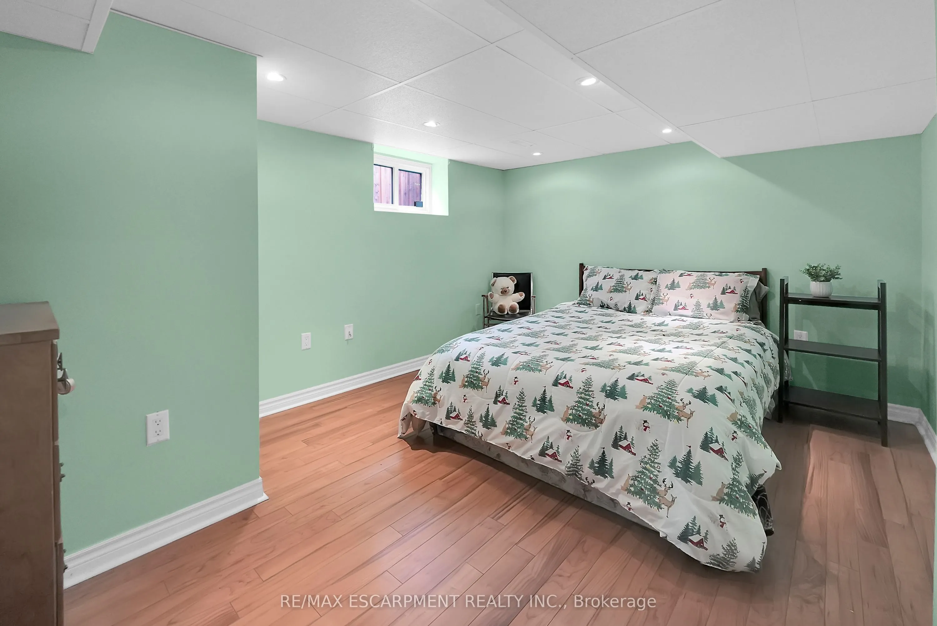 175 Garside Avenue S