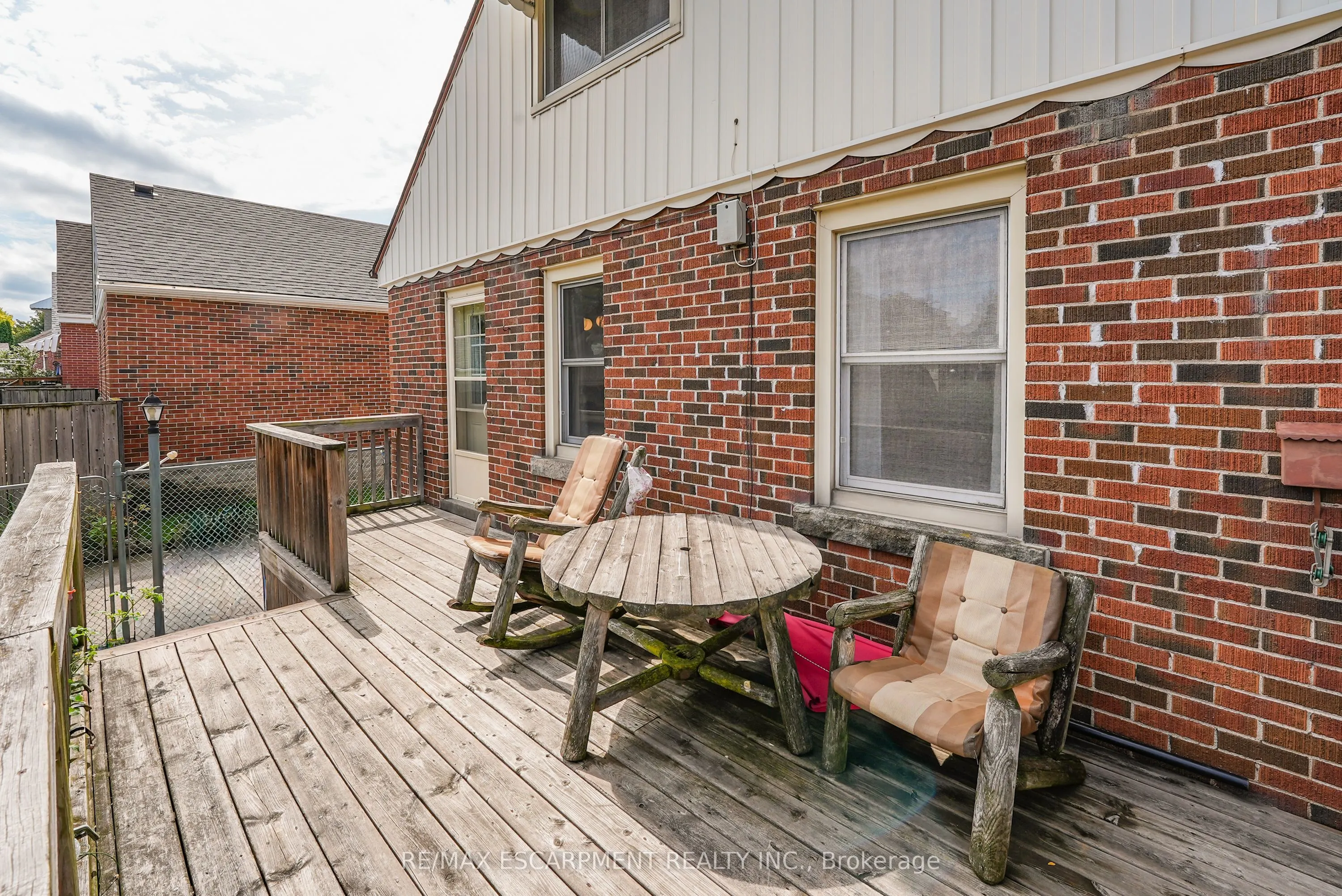 175 Garside Avenue S
