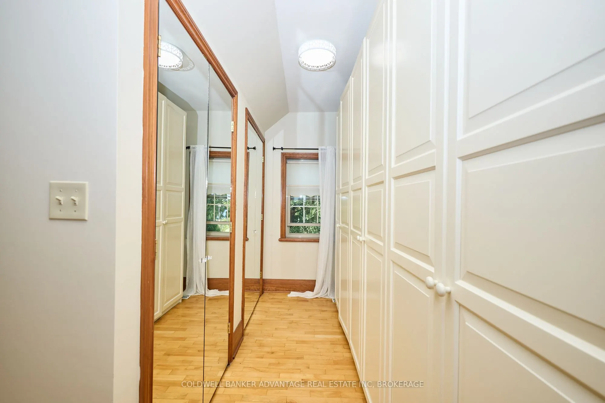4698 Sandy Cove Drive
