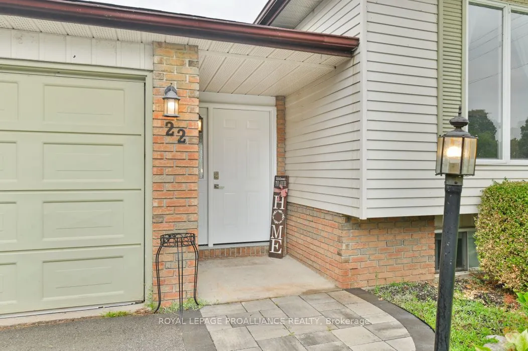22 Briarwood Crescent