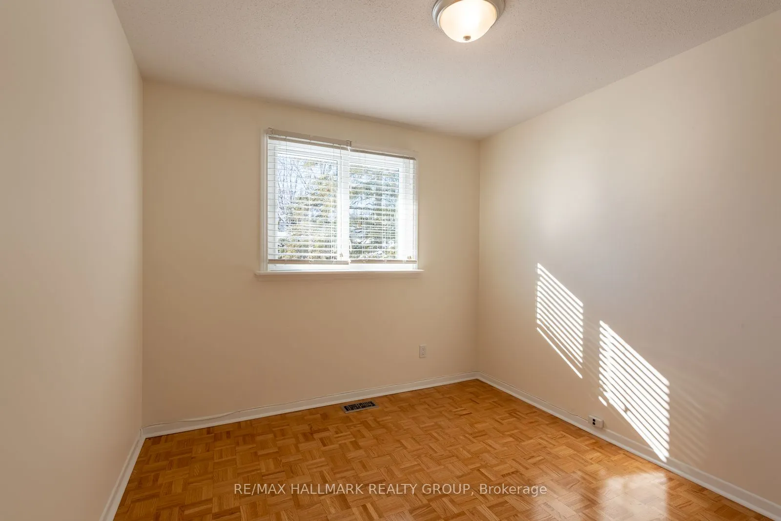 2429 Ogilvie Road