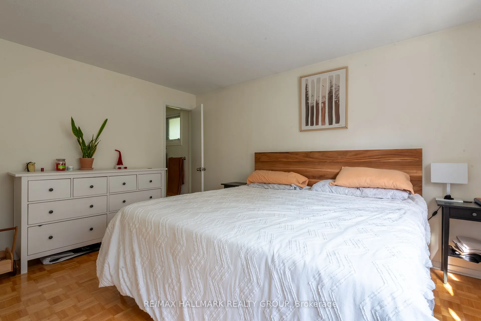 2429 Ogilvie Road