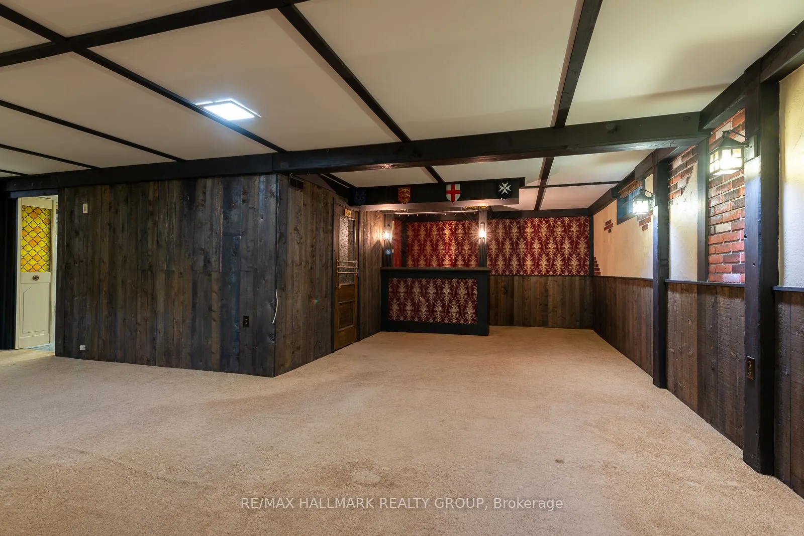 2429 Ogilvie Road