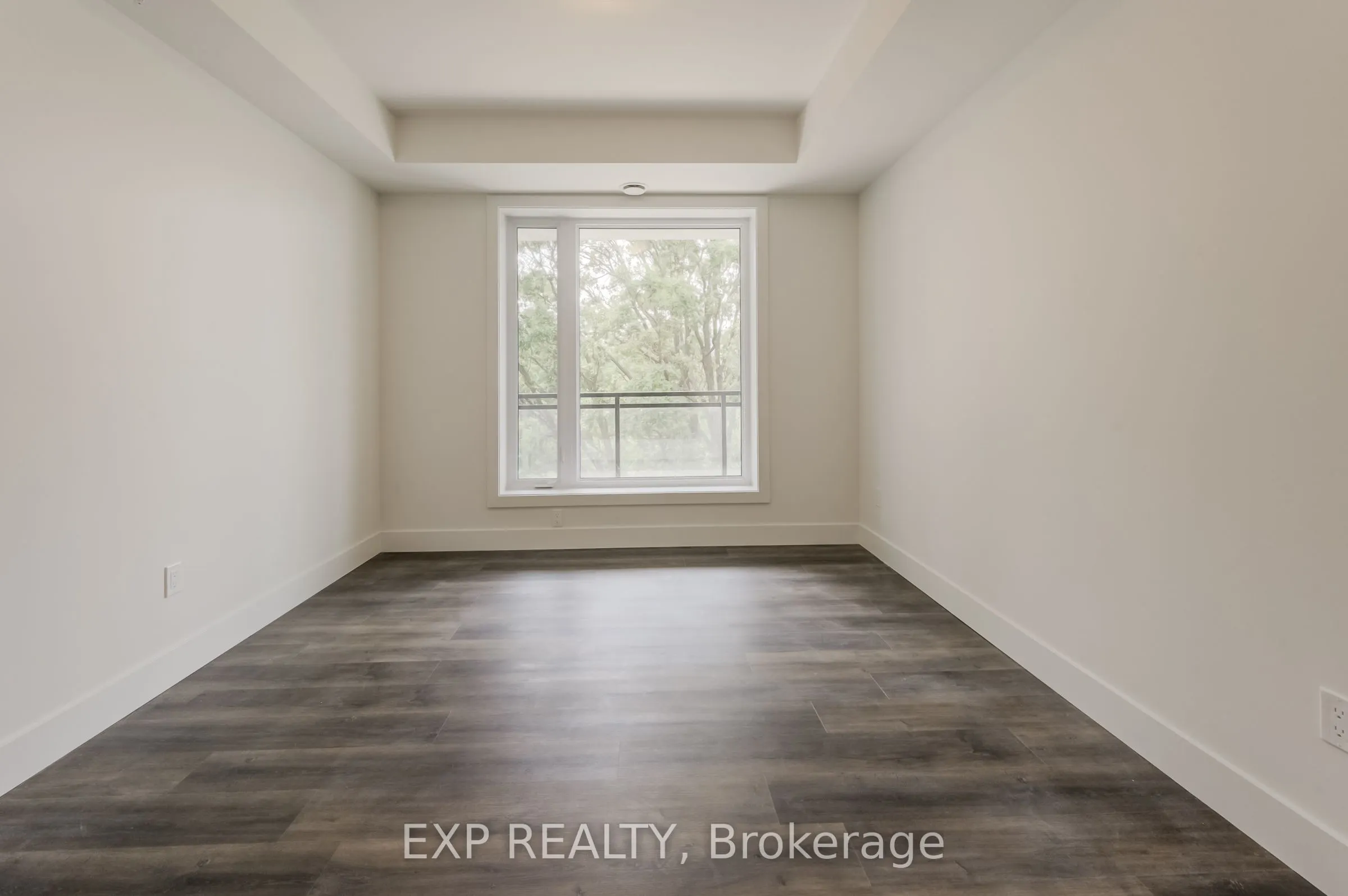 103 Roger Street, #516