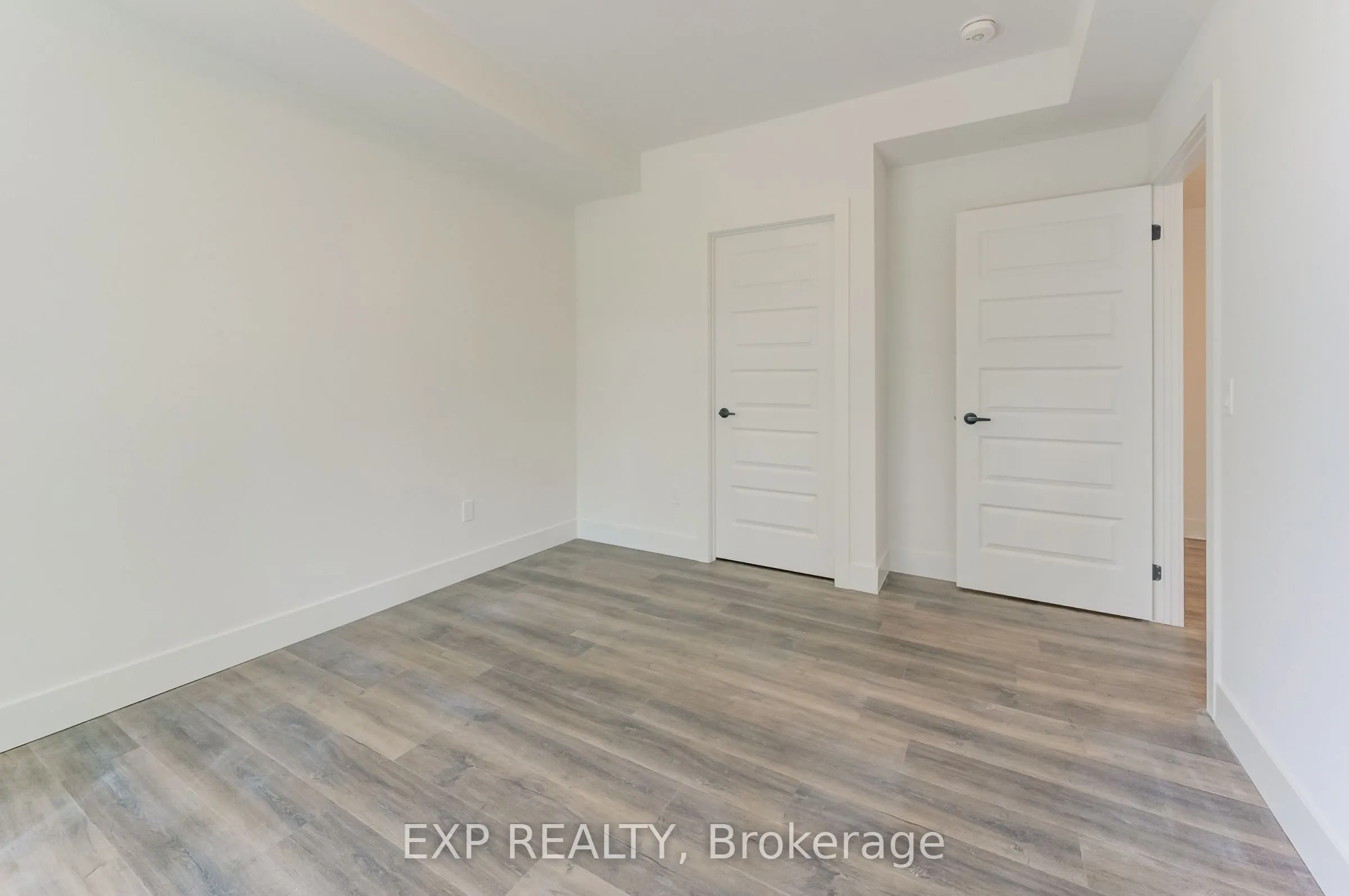 103 Roger Street, #516