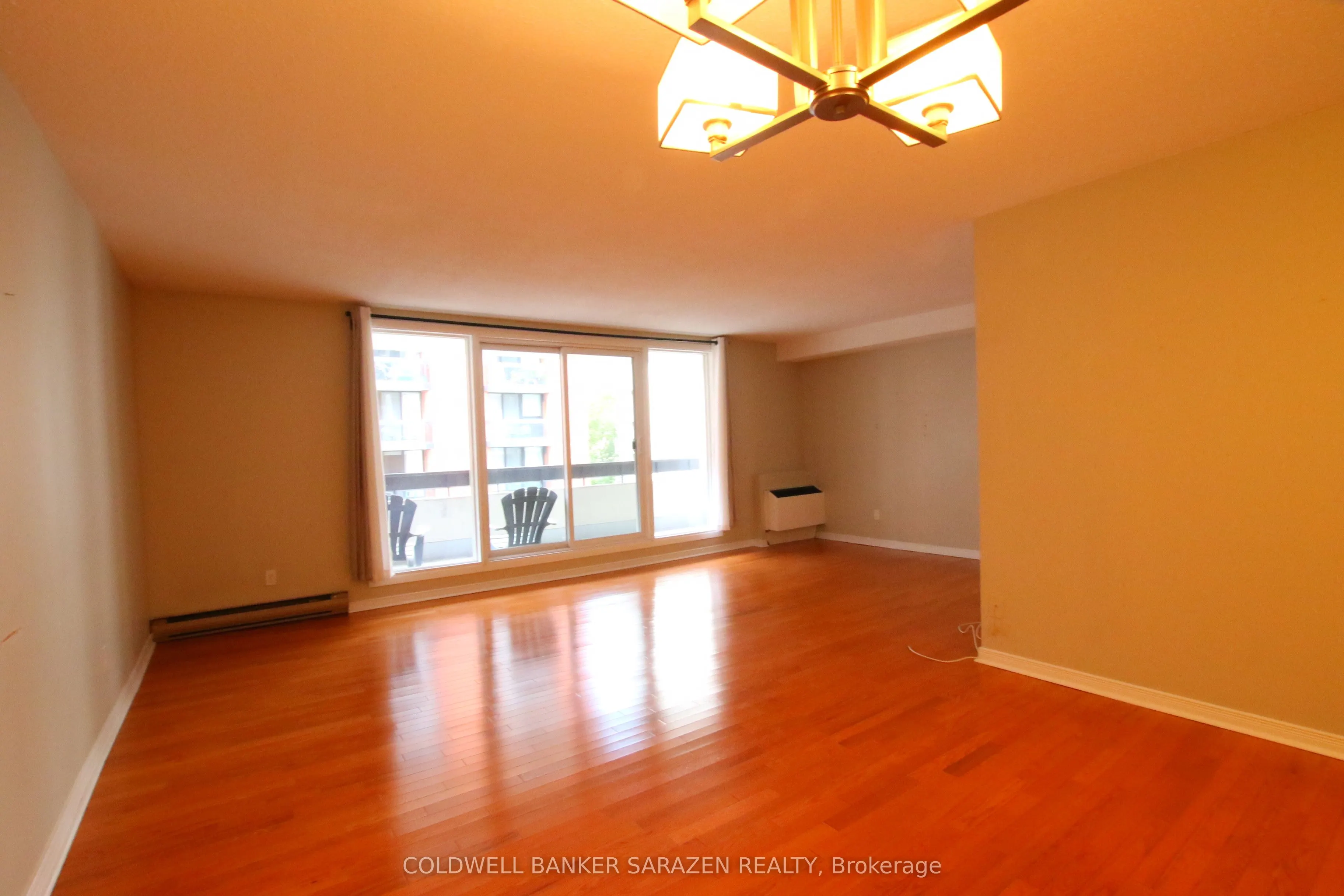 141 SOMERSET Street W, #606