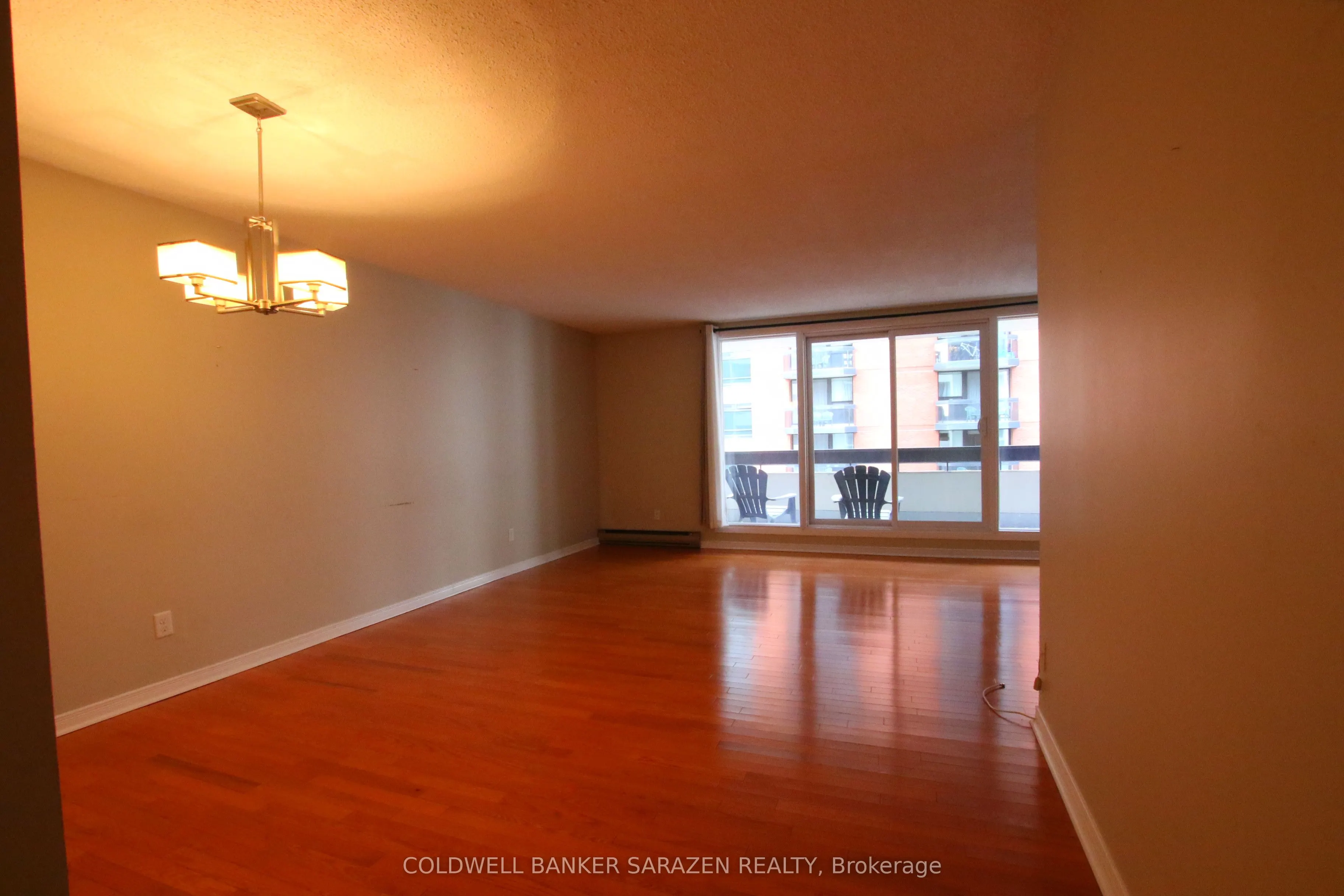141 SOMERSET Street W, #606