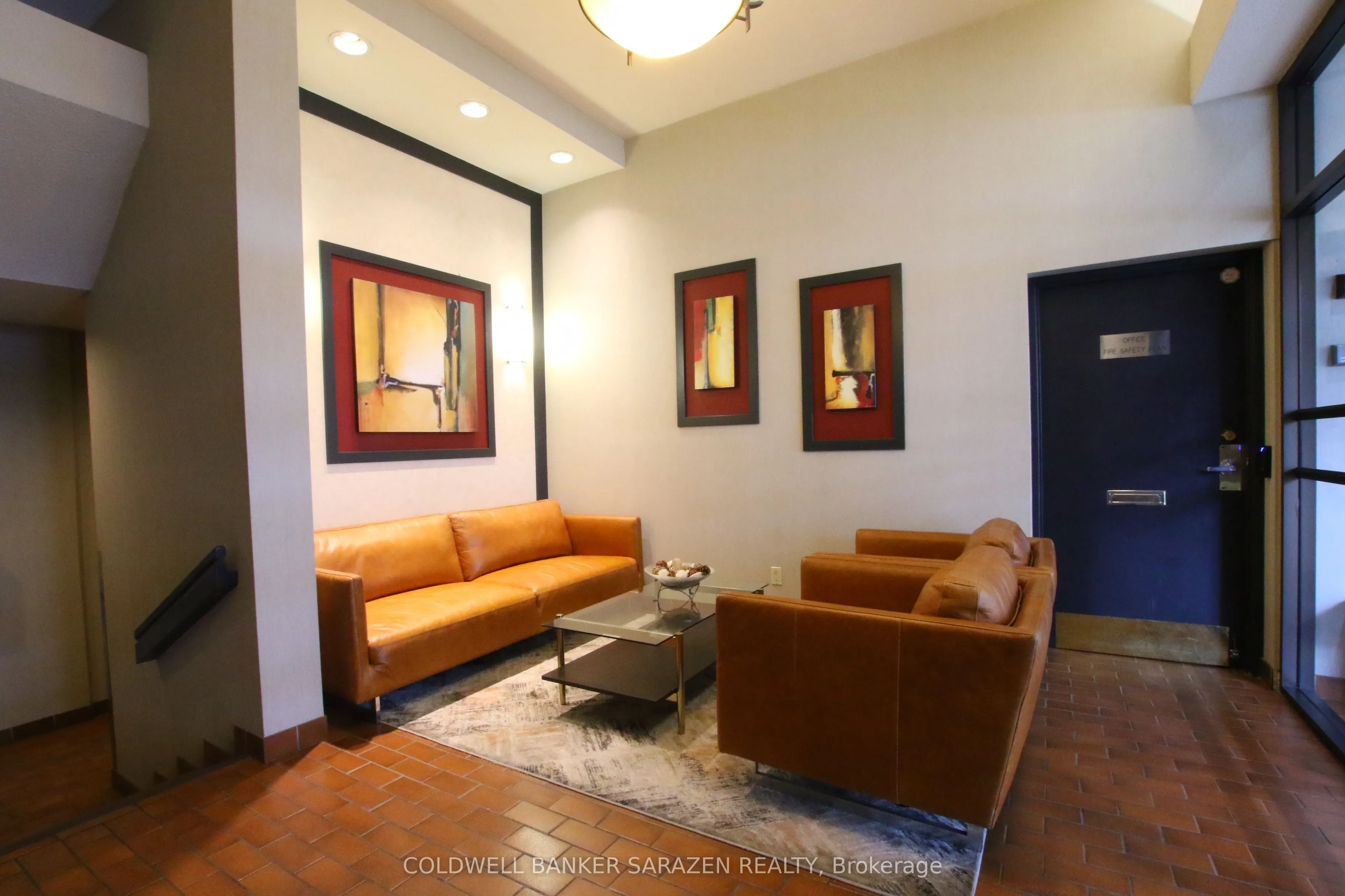 141 SOMERSET Street W, #606
