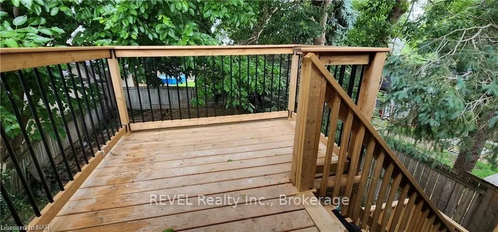 5 LINWOOD Street, #Upper