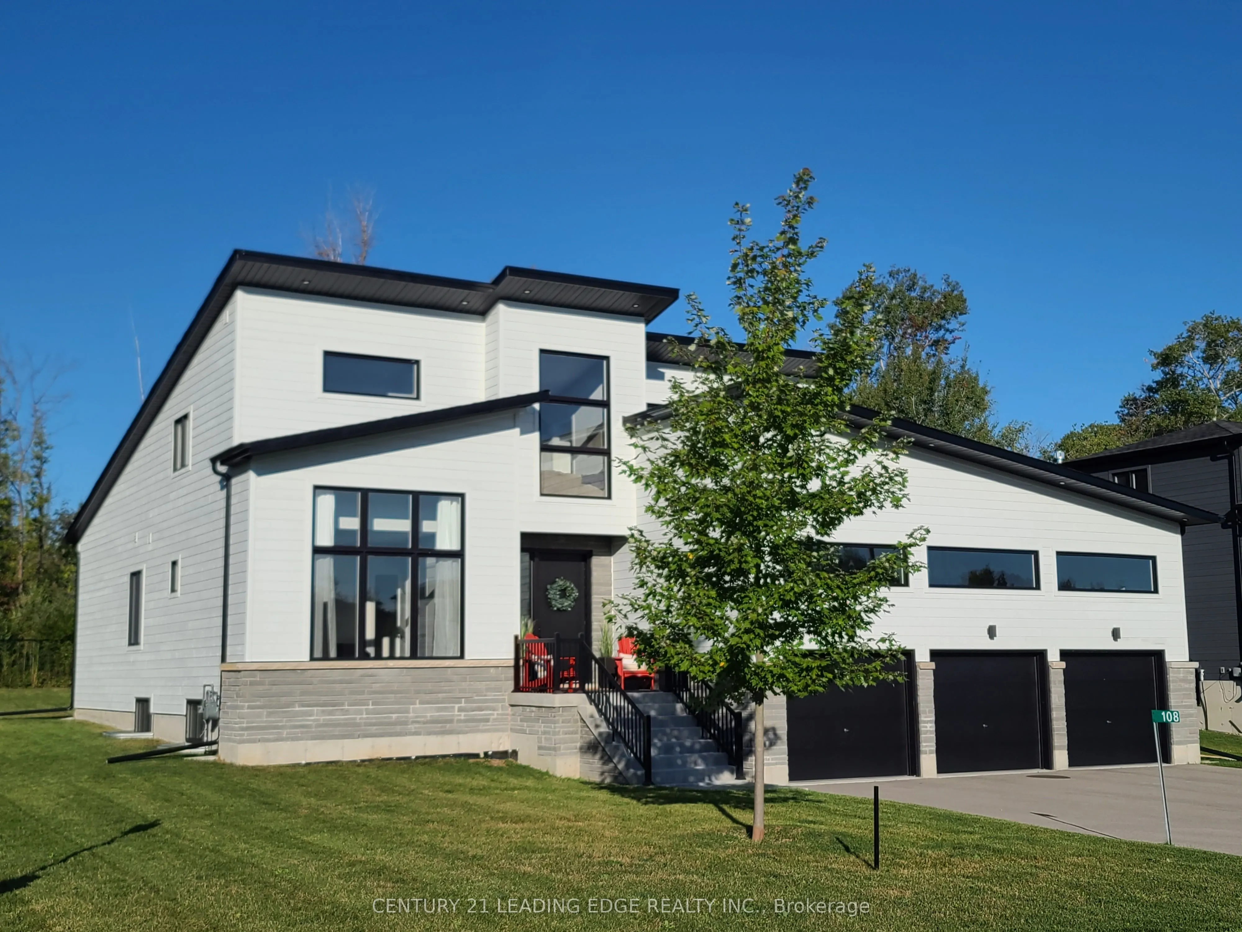 108 Goldie Court