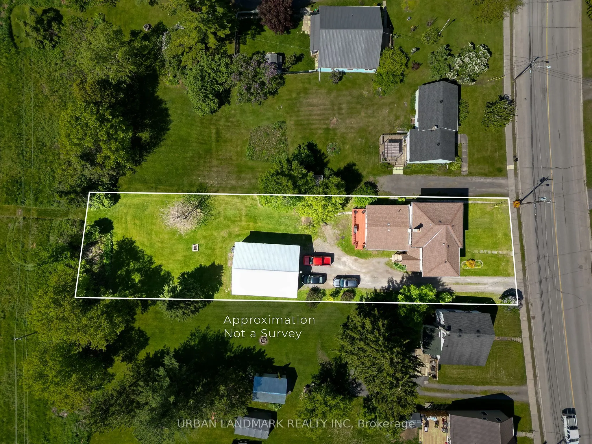 225 St Lawrence Street W