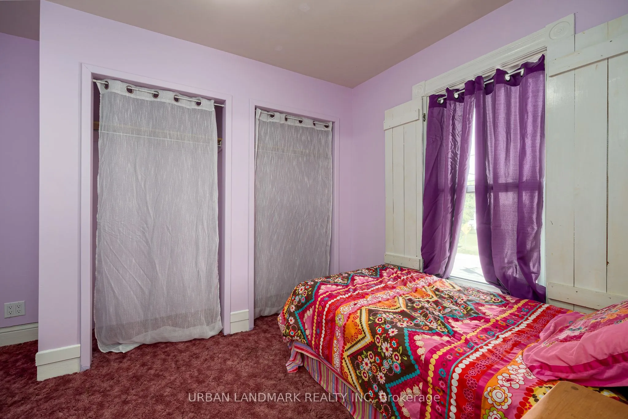 225 St Lawrence Street W