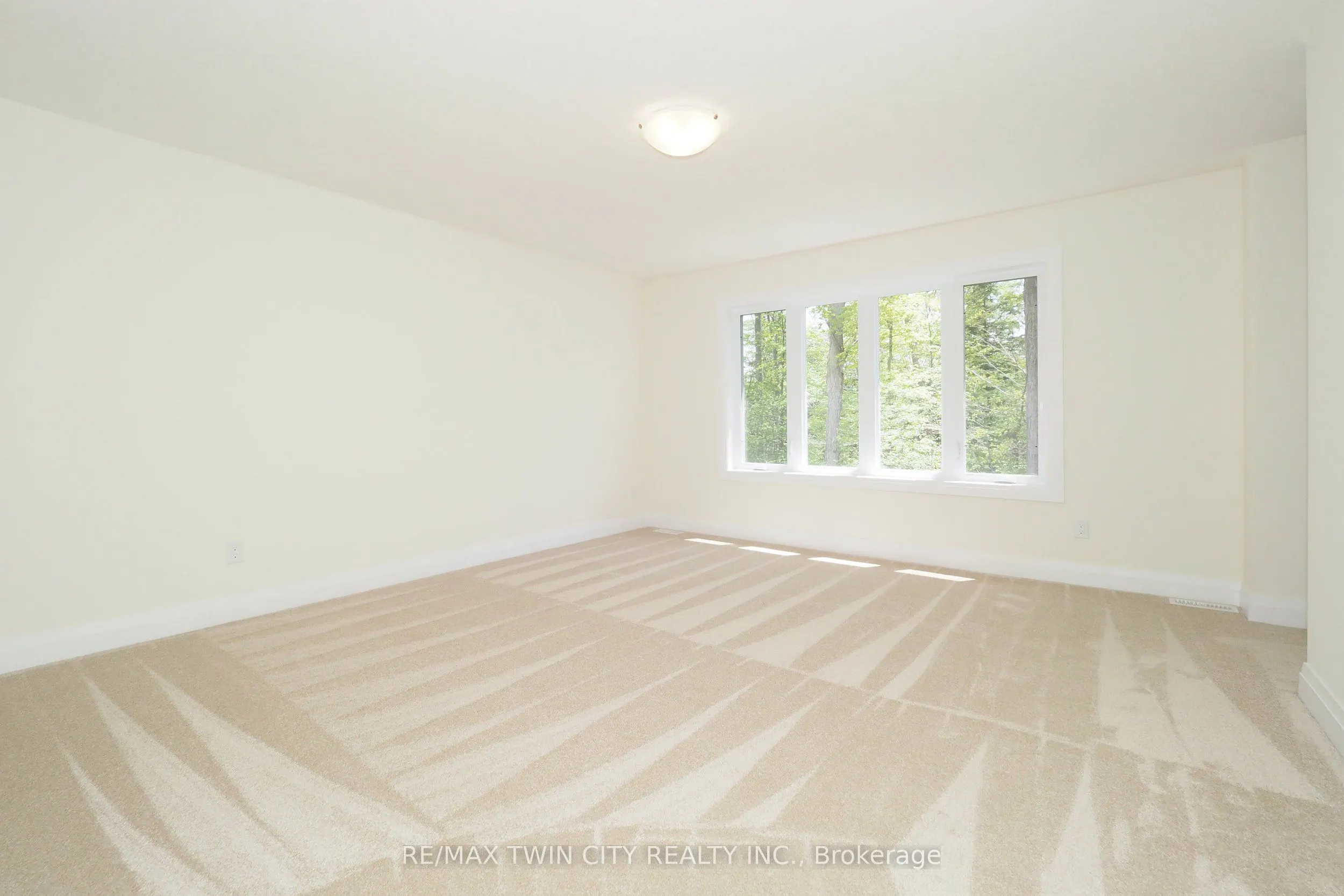 220 JEFFREY Place