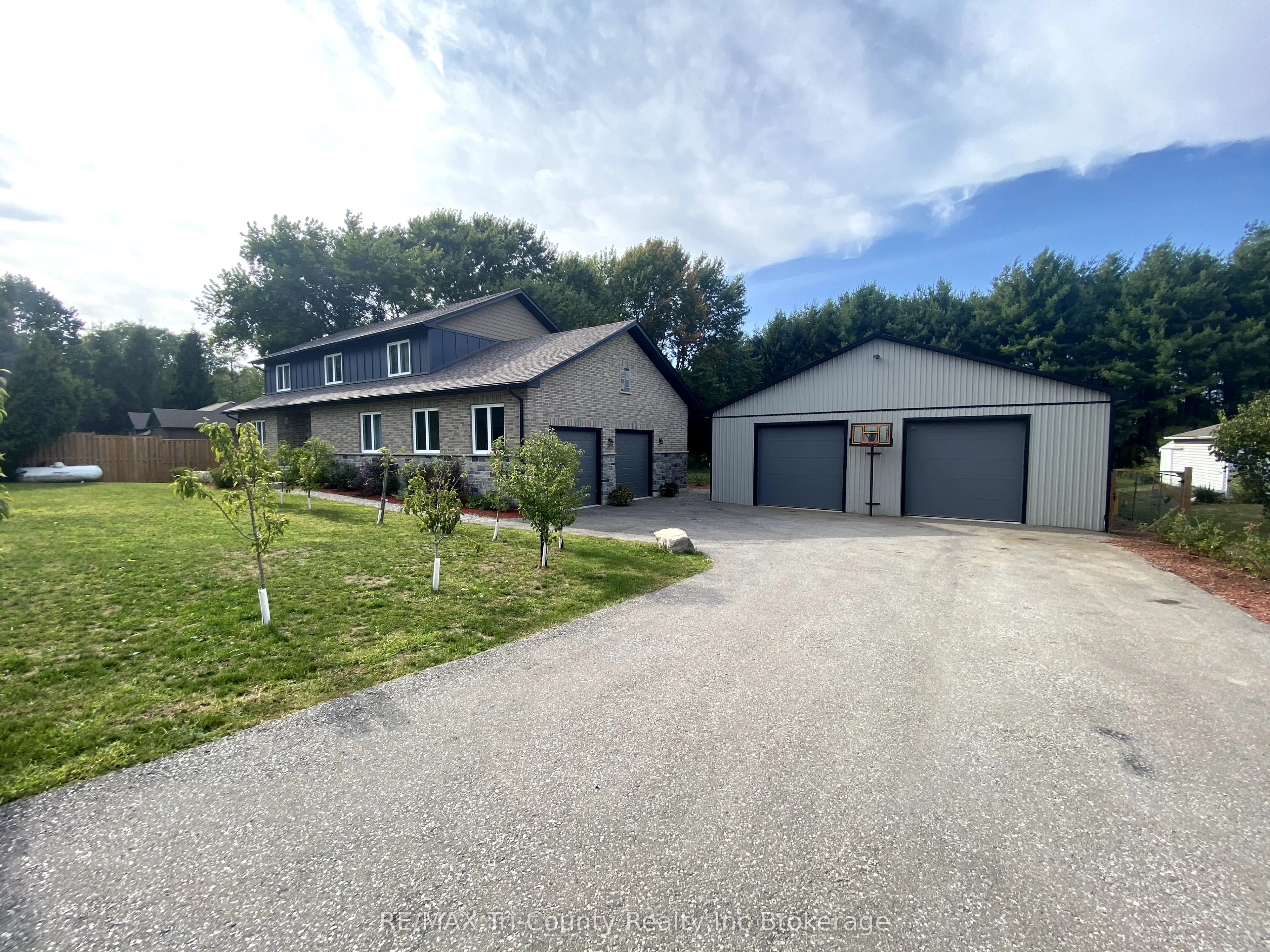 287 24 Highway W