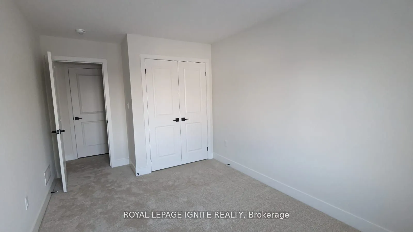 1960 Evans Boulevard, #113