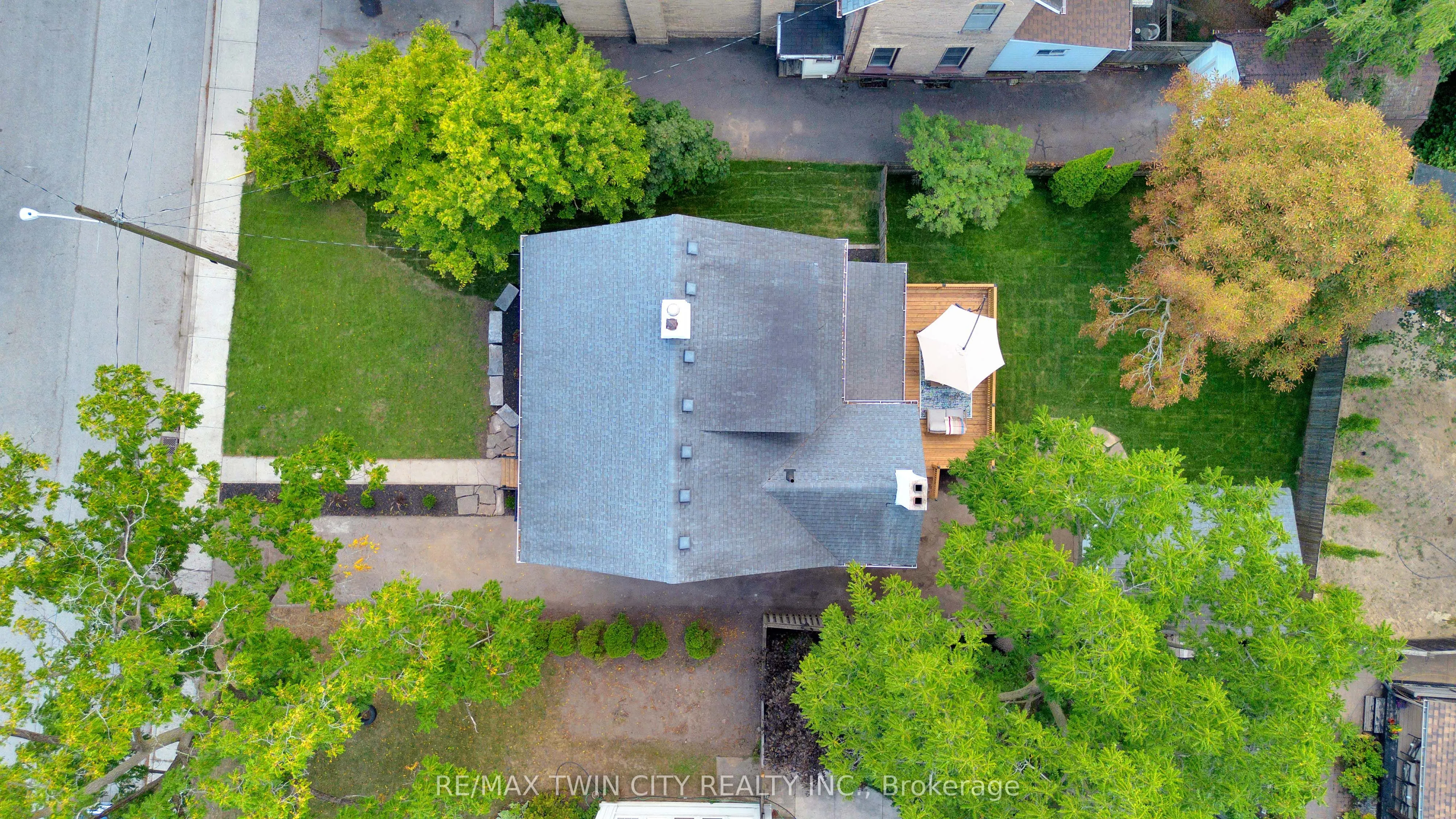 15 Hawarden Avenue