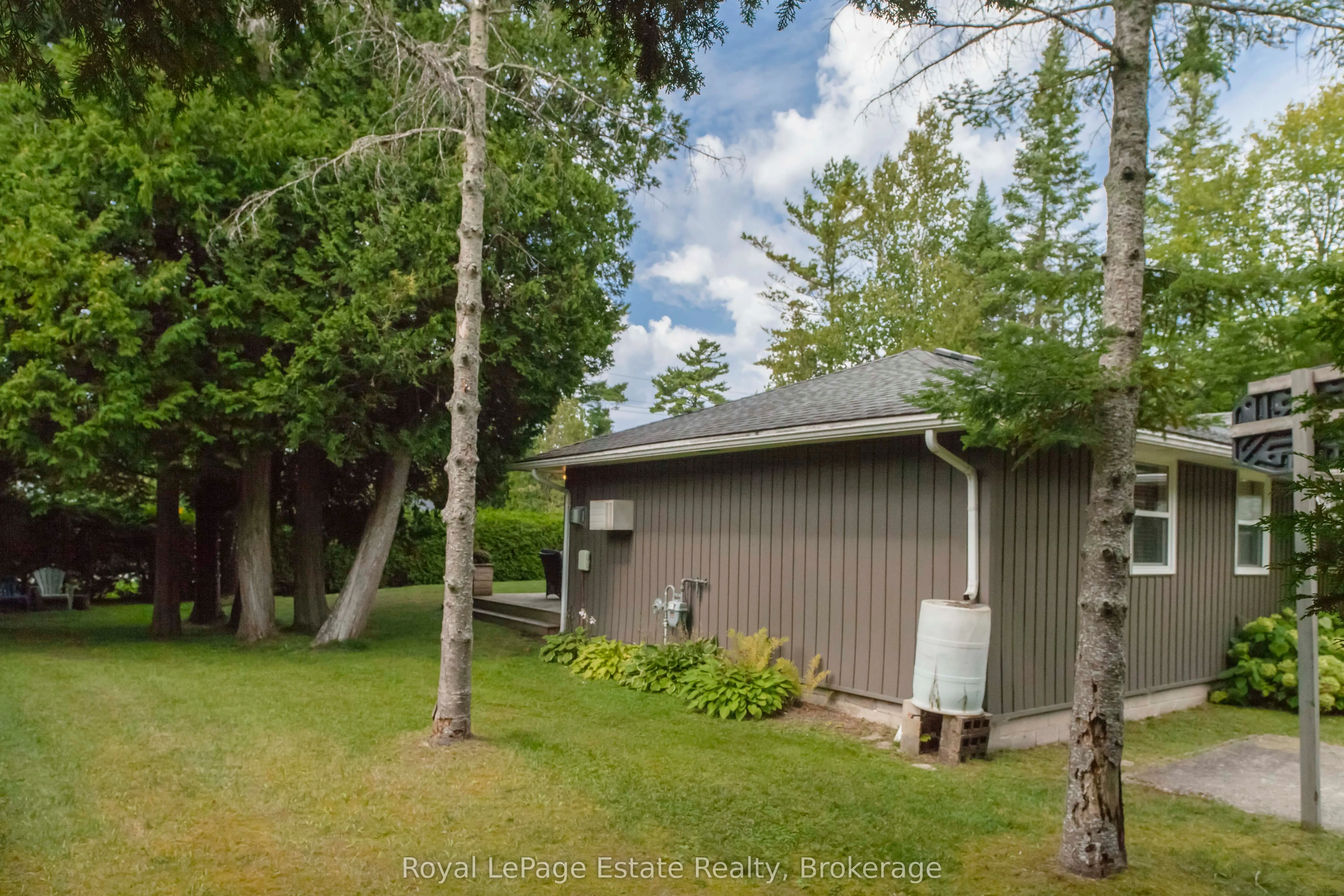 407 Huron Avenue